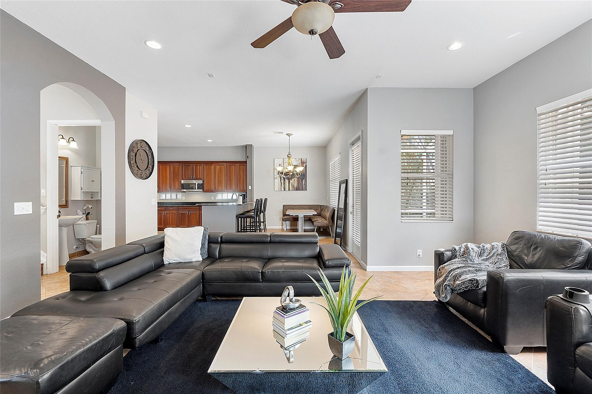 4320 Pomelo Boulevard