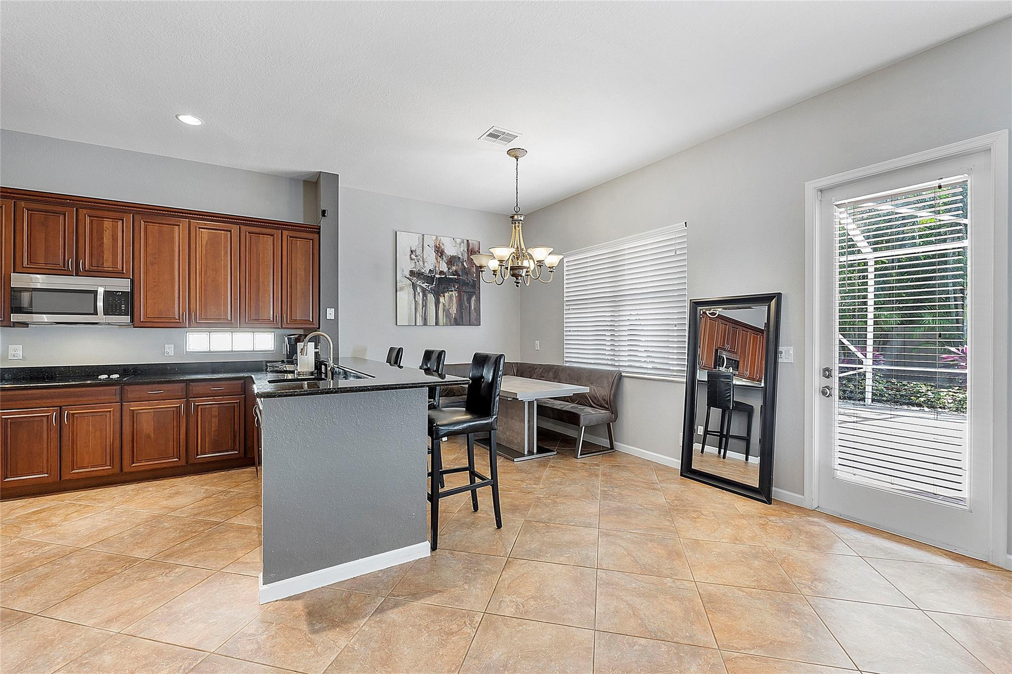 4320 Pomelo Boulevard