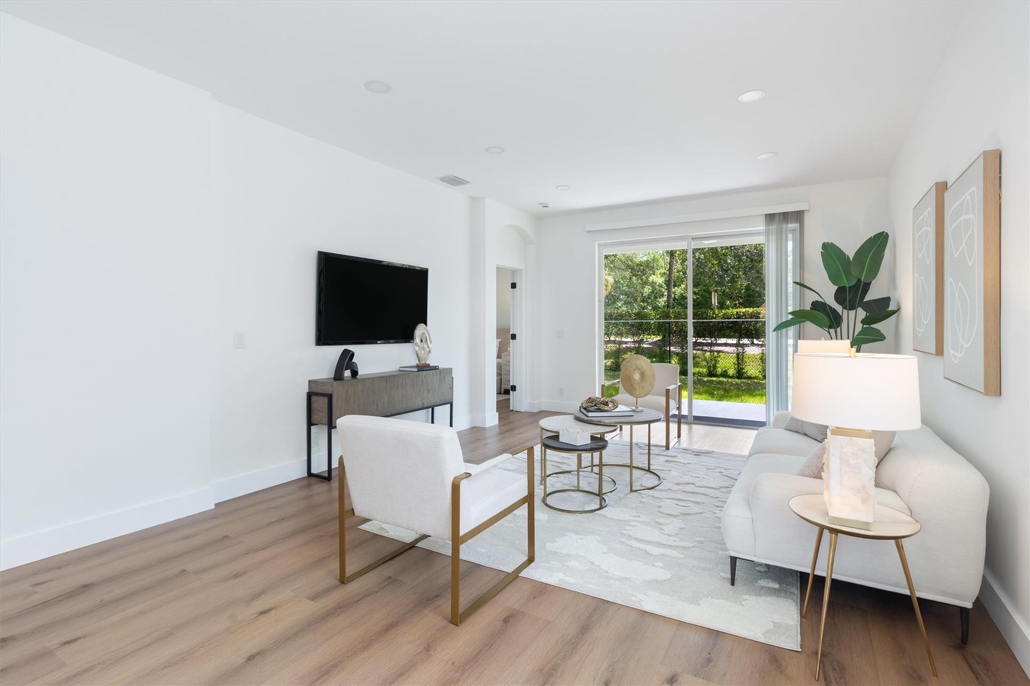 4170 Banyan Trails Dr