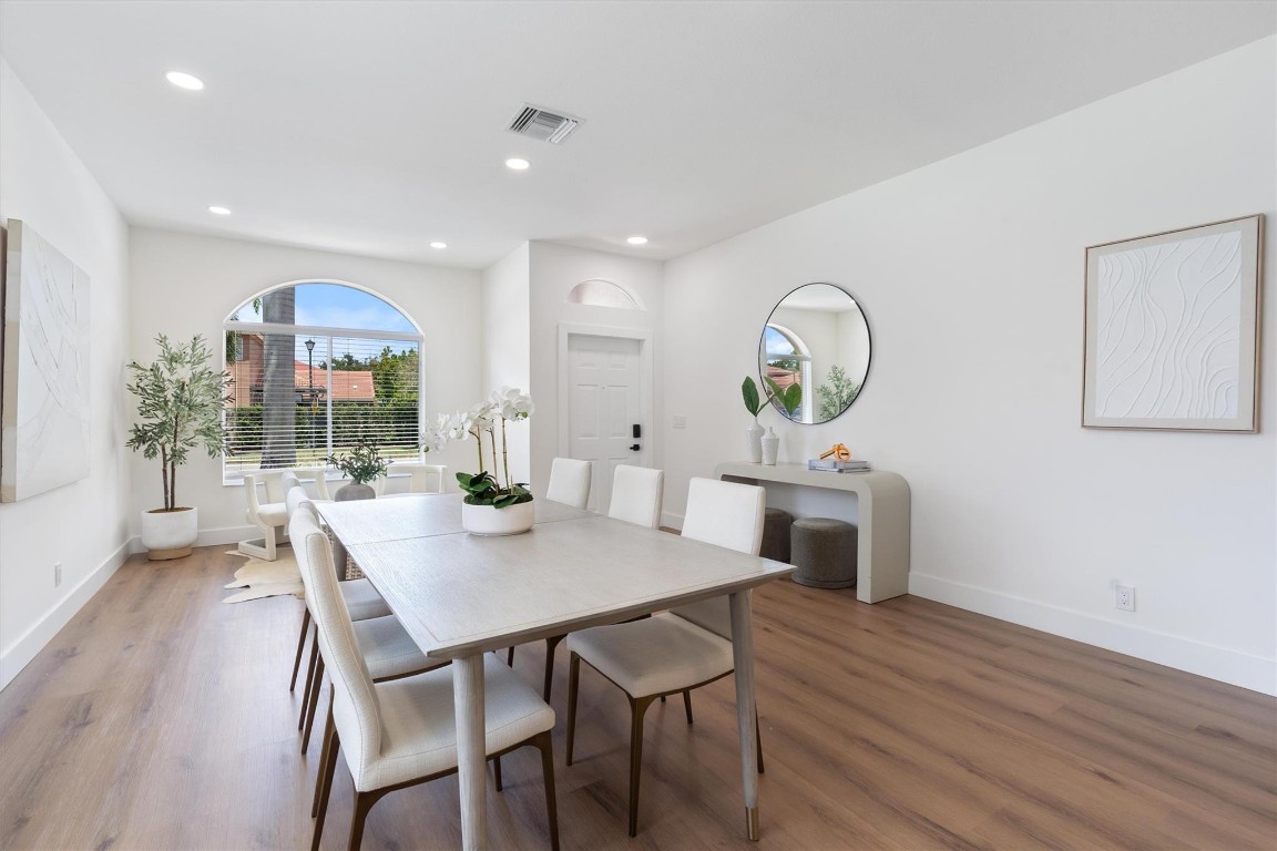 4170 Banyan Trails Dr