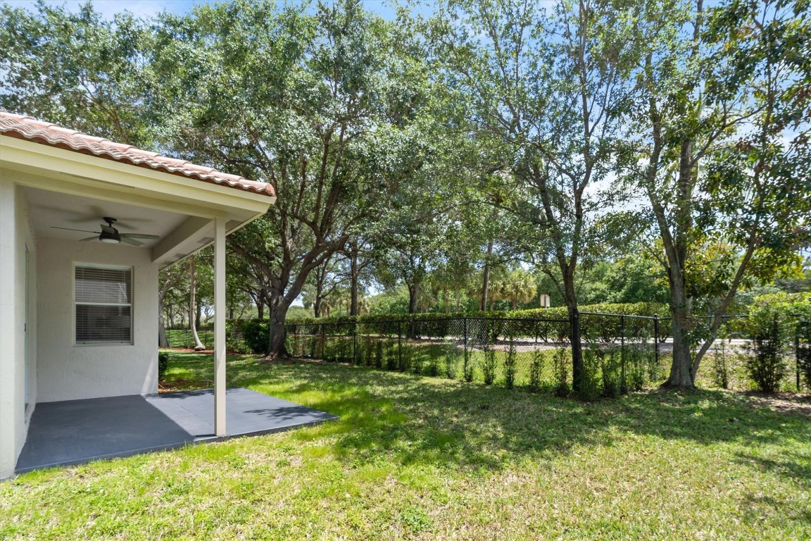 4170 Banyan Trails Dr