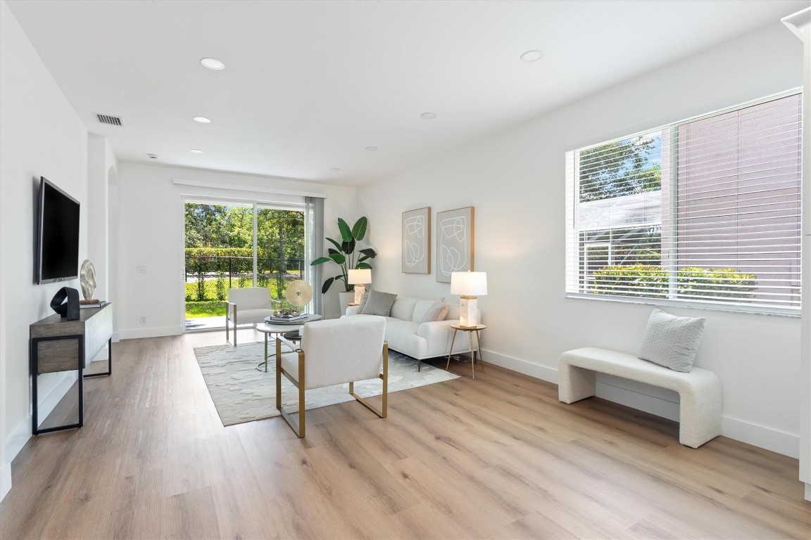 4170 Banyan Trails Dr