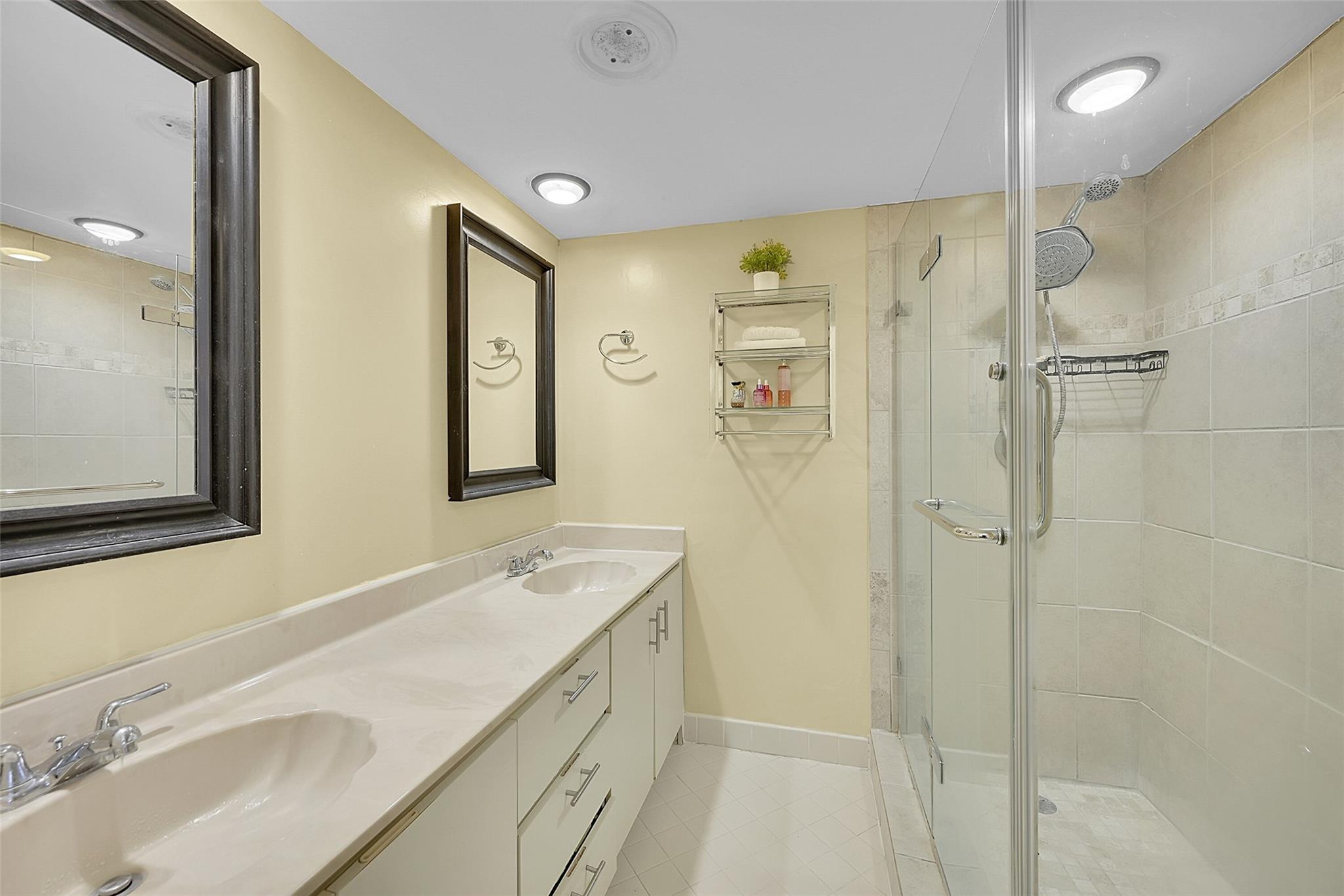 2916 SW 12th Street 2916