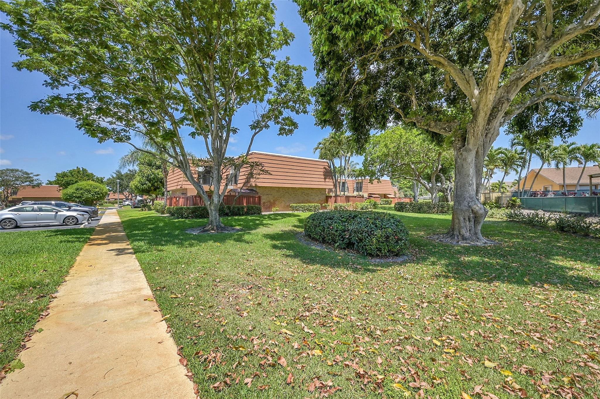 2916 SW 12th Street 2916