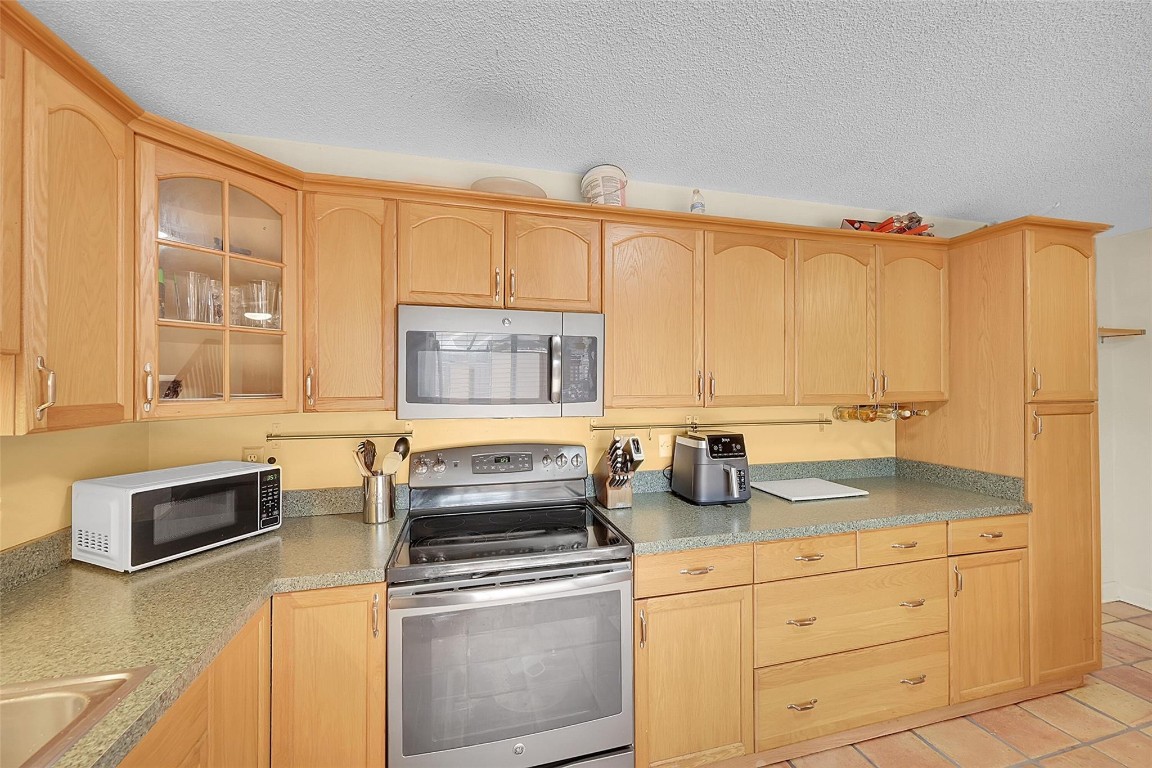 2916 SW 12th Street 2916