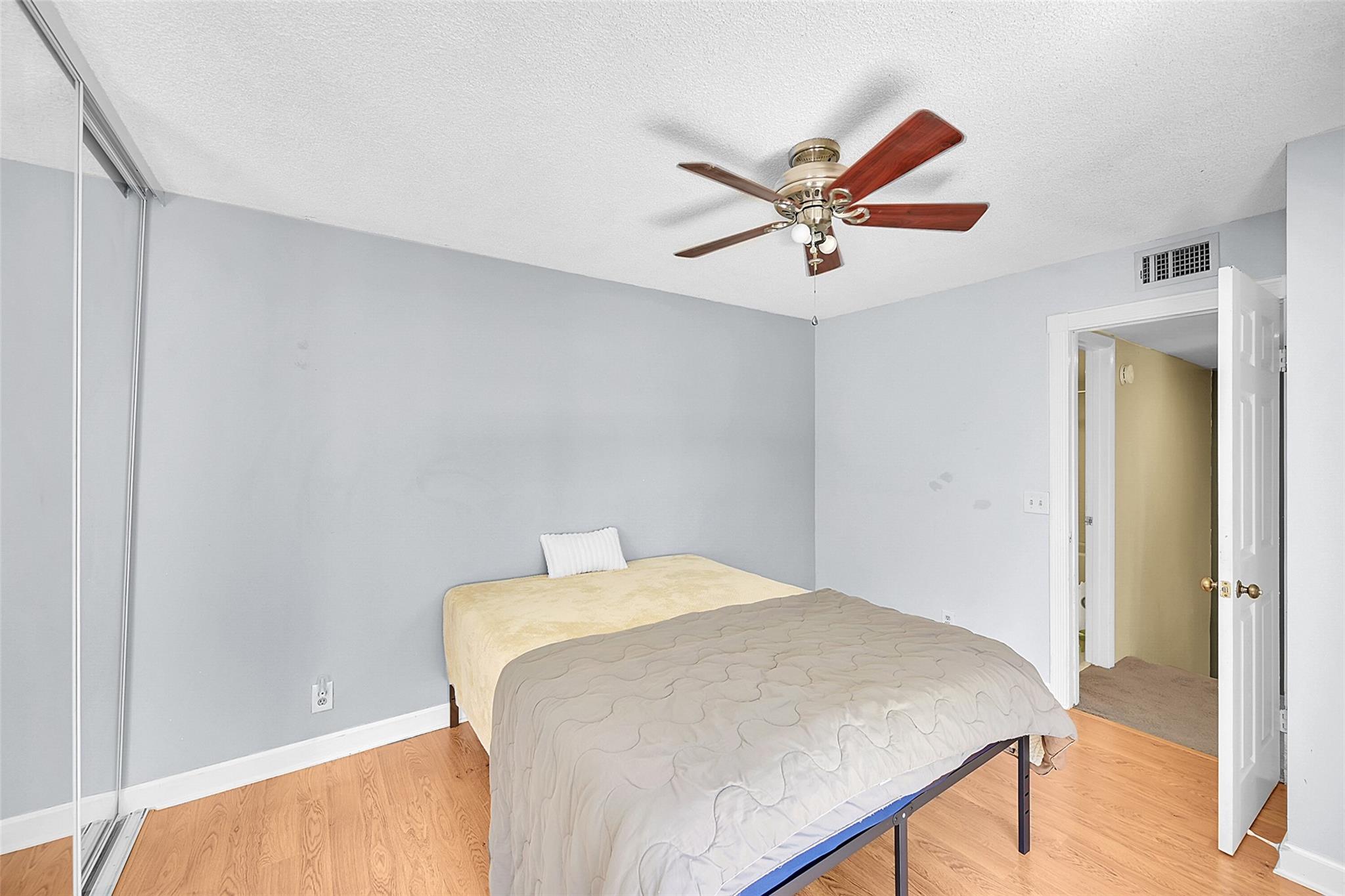 2916 SW 12th Street 2916