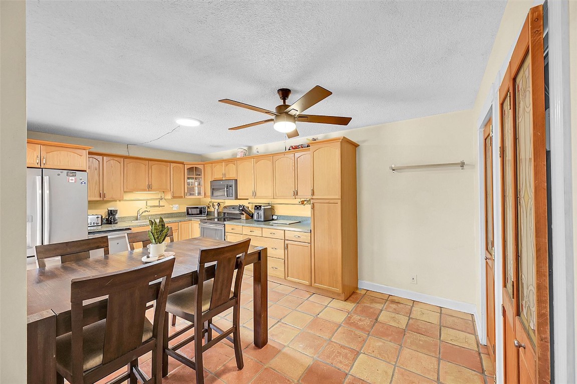 2916 SW 12th Street 2916