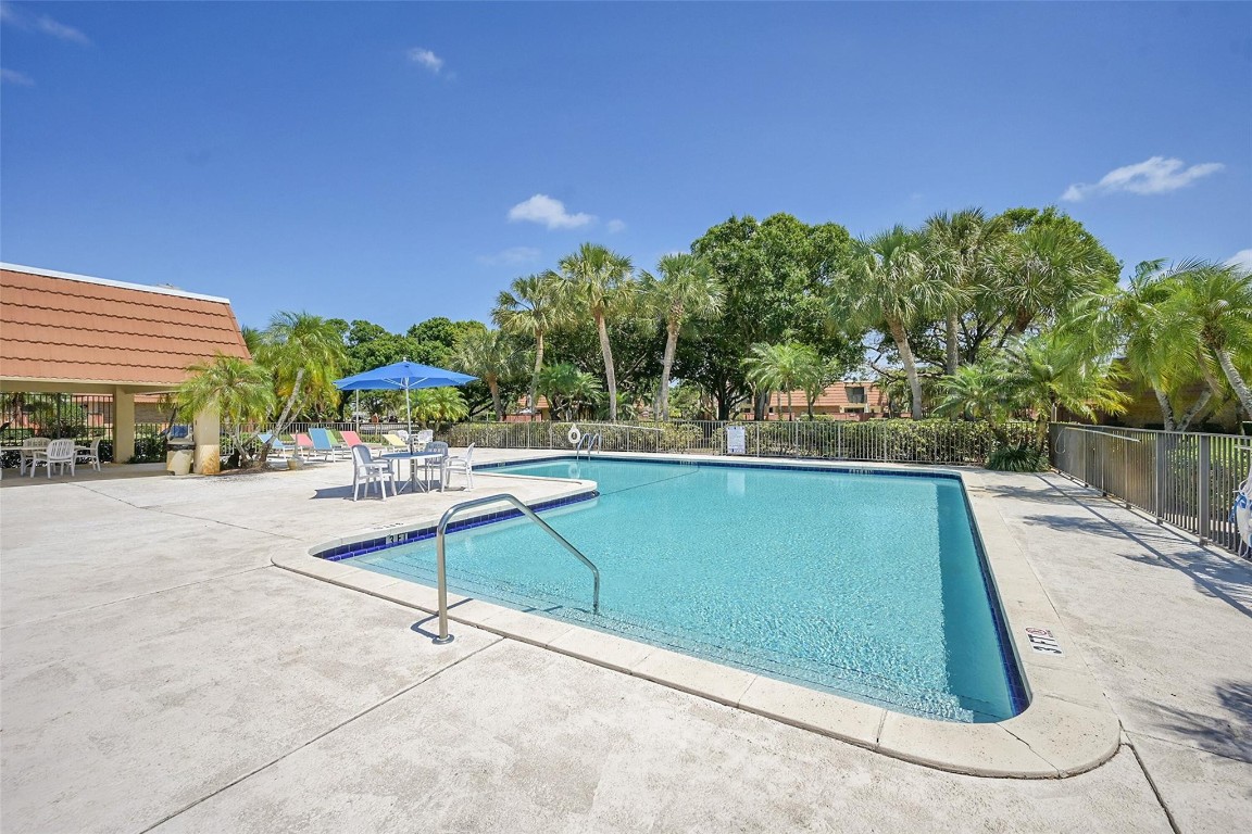 2916 SW 12th Street 2916