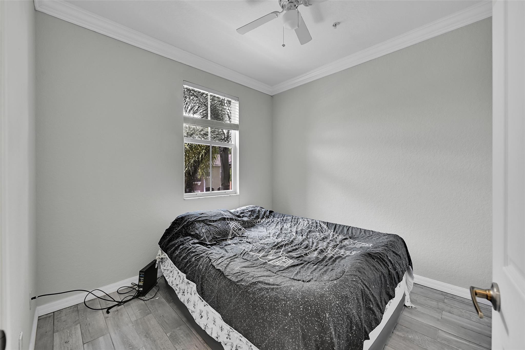 2851 W Prospect Rd 1202