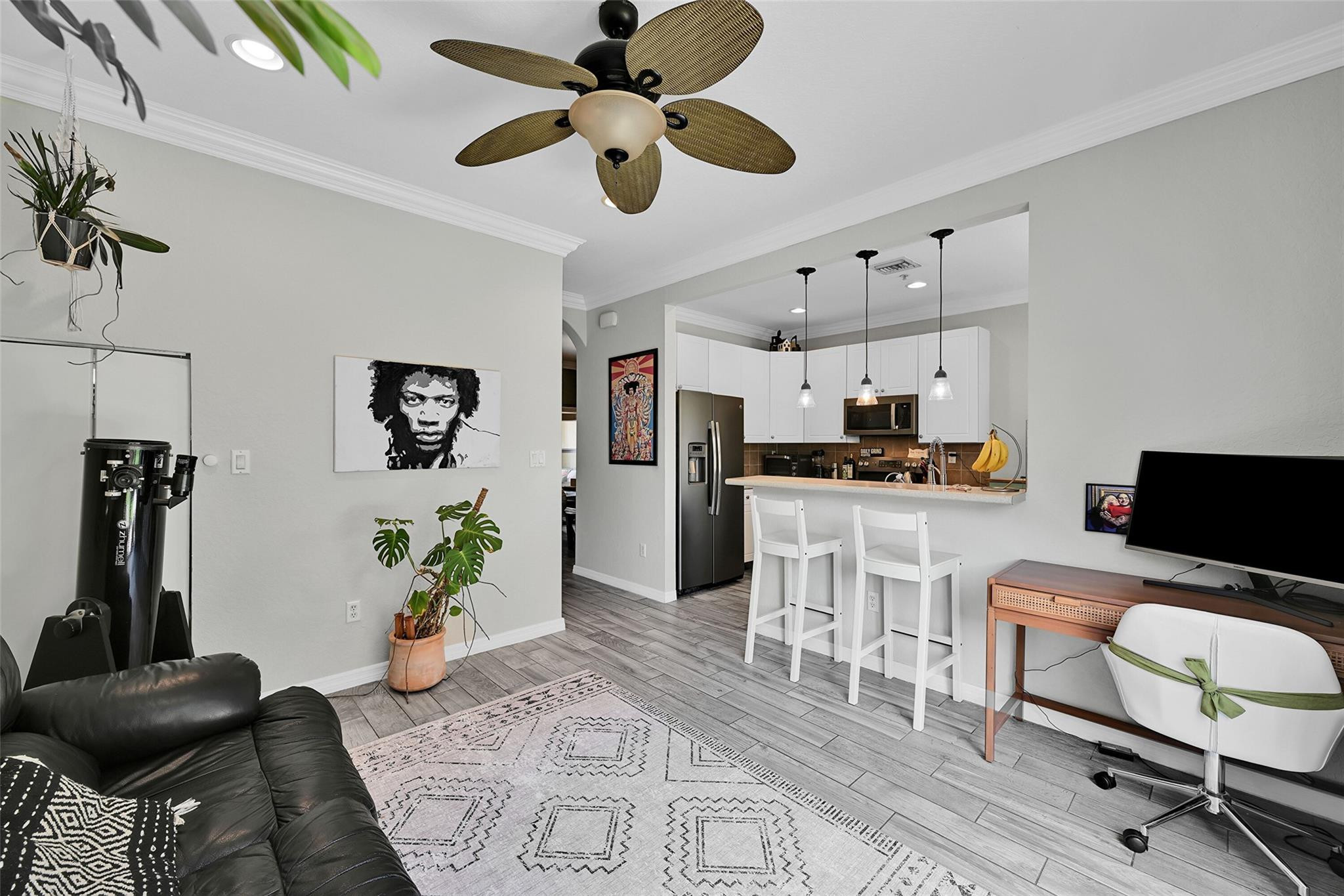 2851 W Prospect Rd 1202