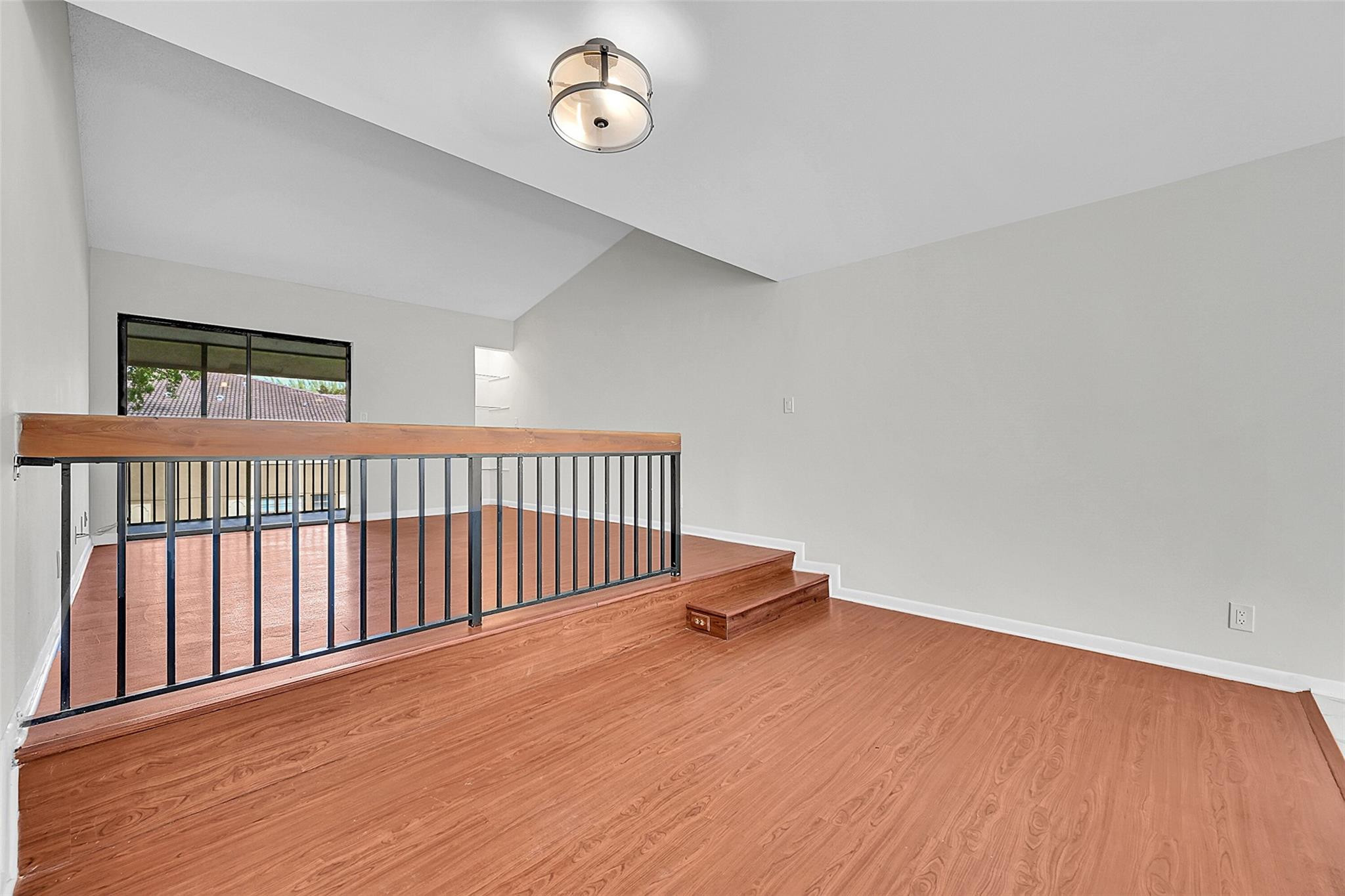 2578 Riverside Drive 421