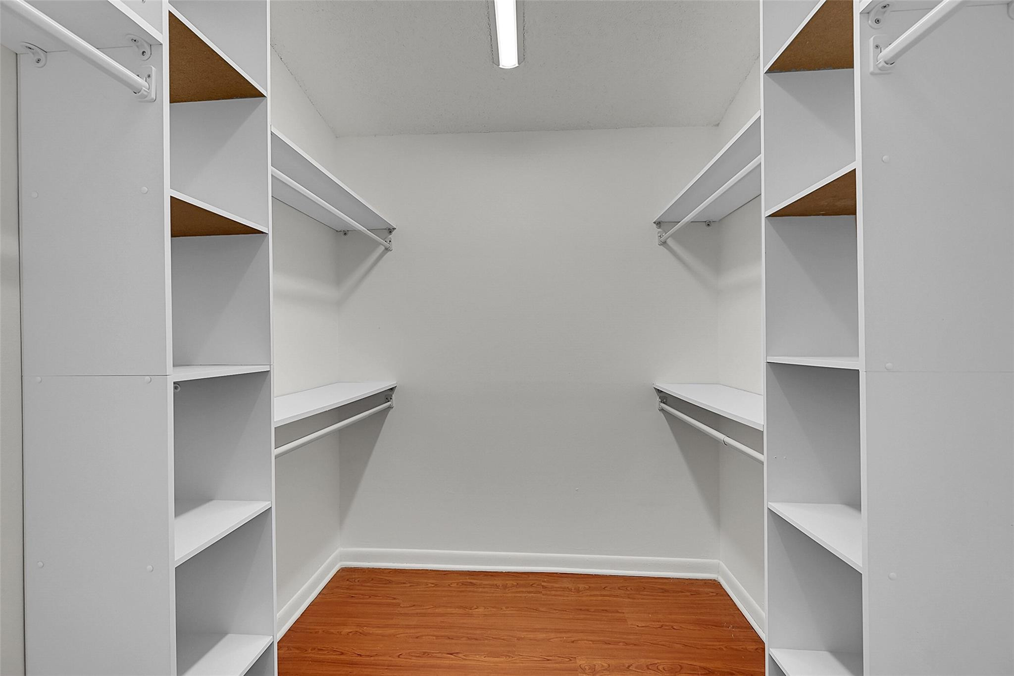 2578 Riverside Drive 421