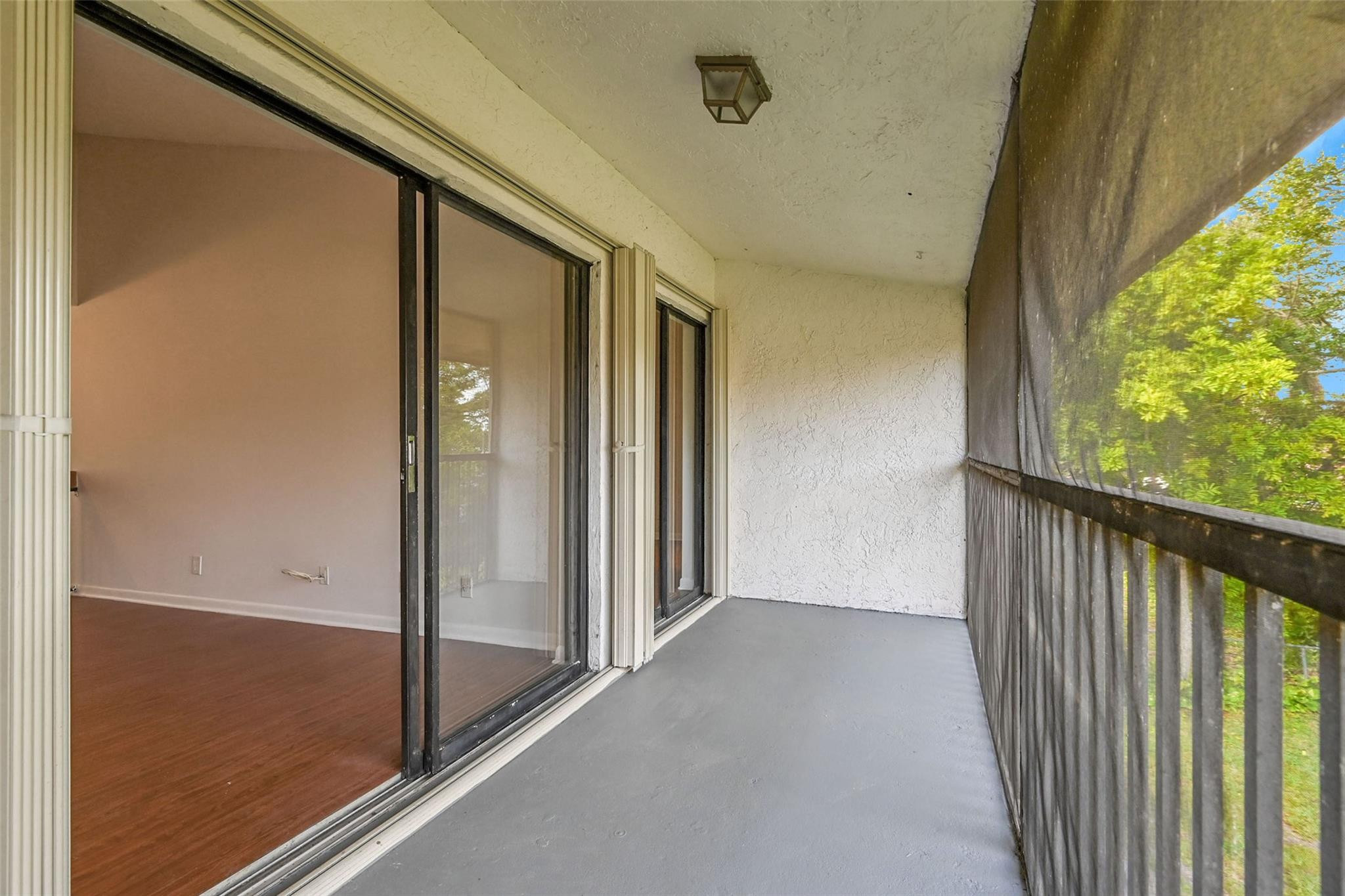 2578 Riverside Drive 421