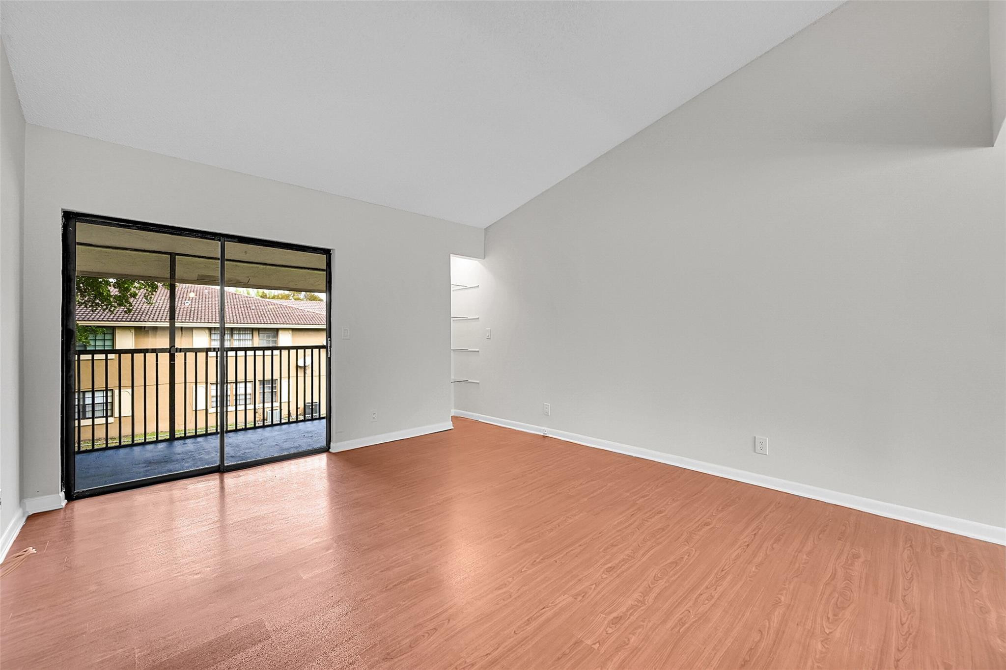 2578 Riverside Drive 421