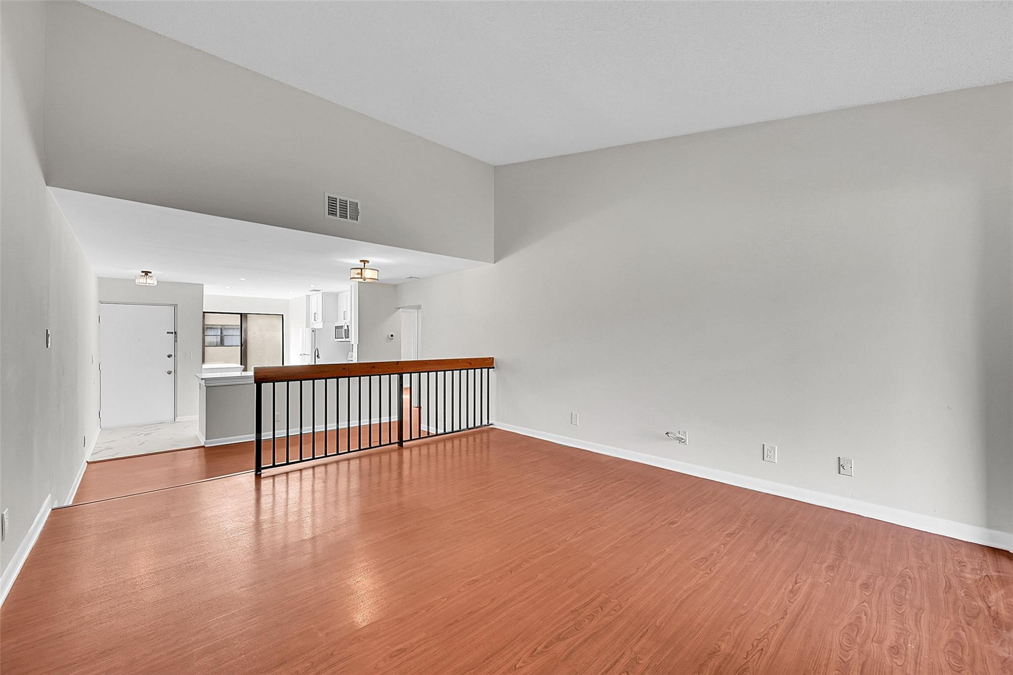 2578 Riverside Drive 421