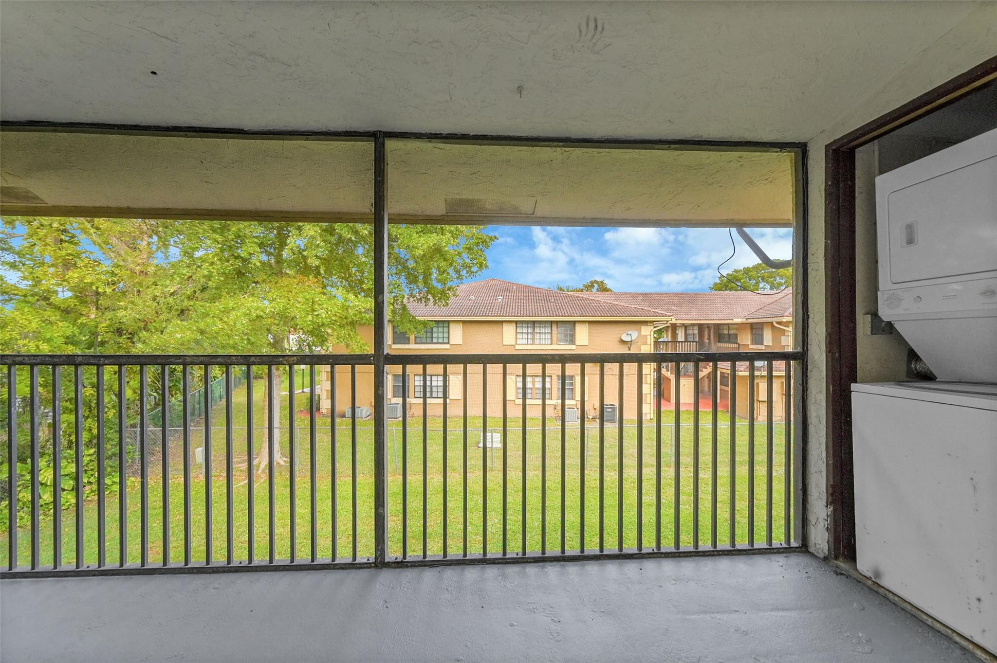 2578 Riverside Drive 421