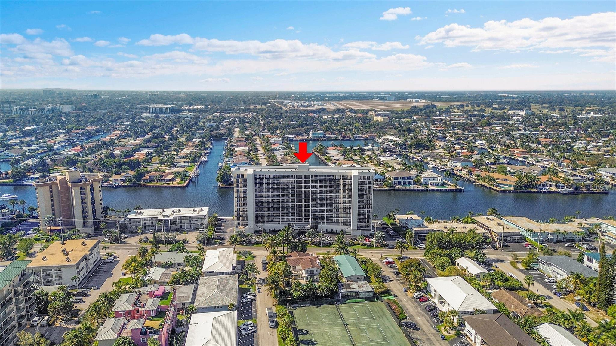 521 N Riverside Drive 707