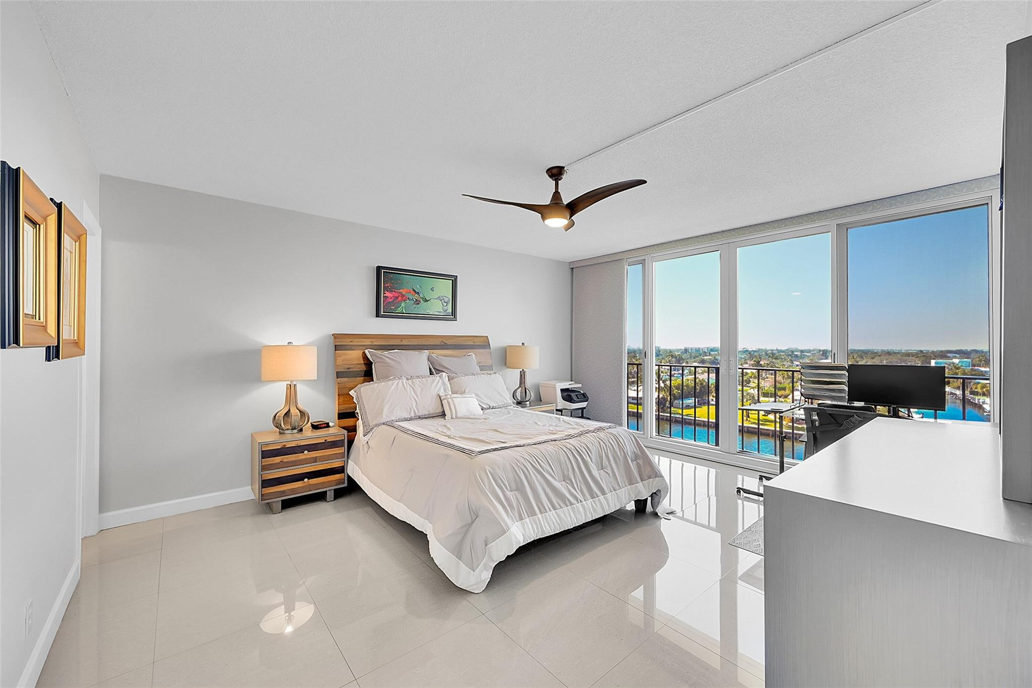 521 N Riverside Drive 707