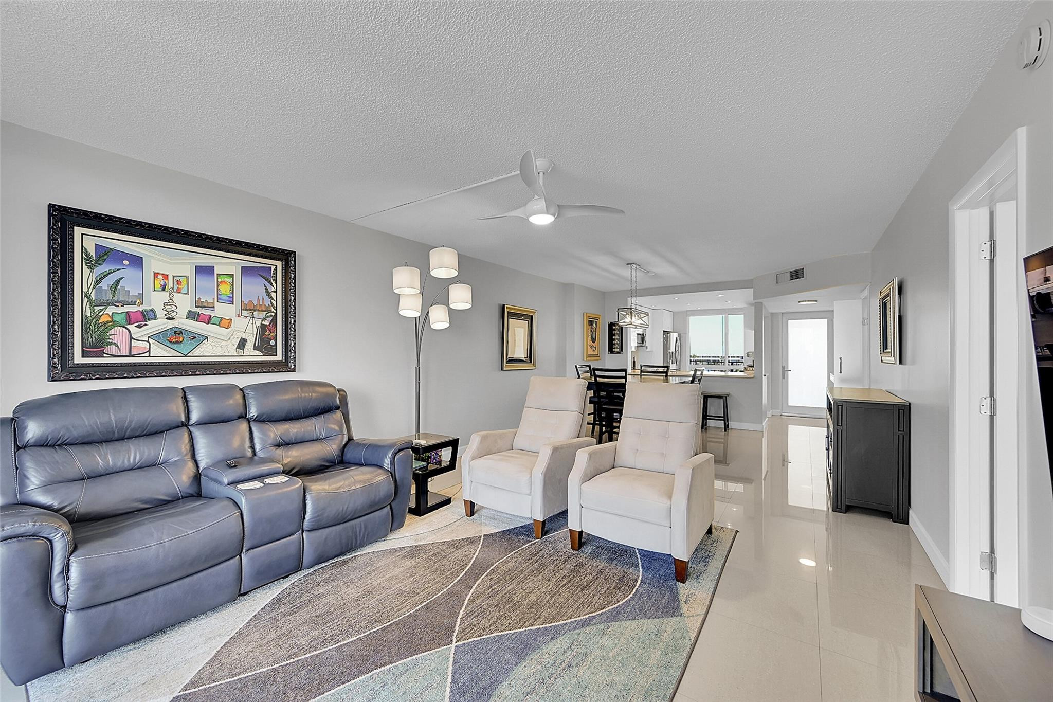 521 N Riverside Drive 707