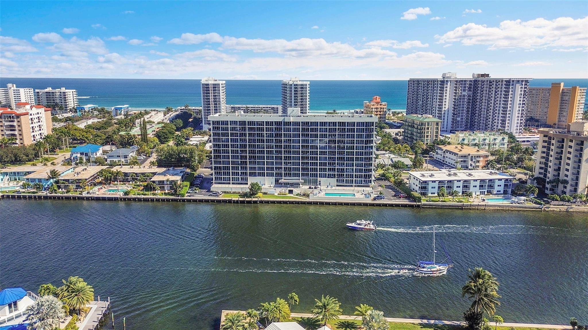 521 N Riverside Drive 707