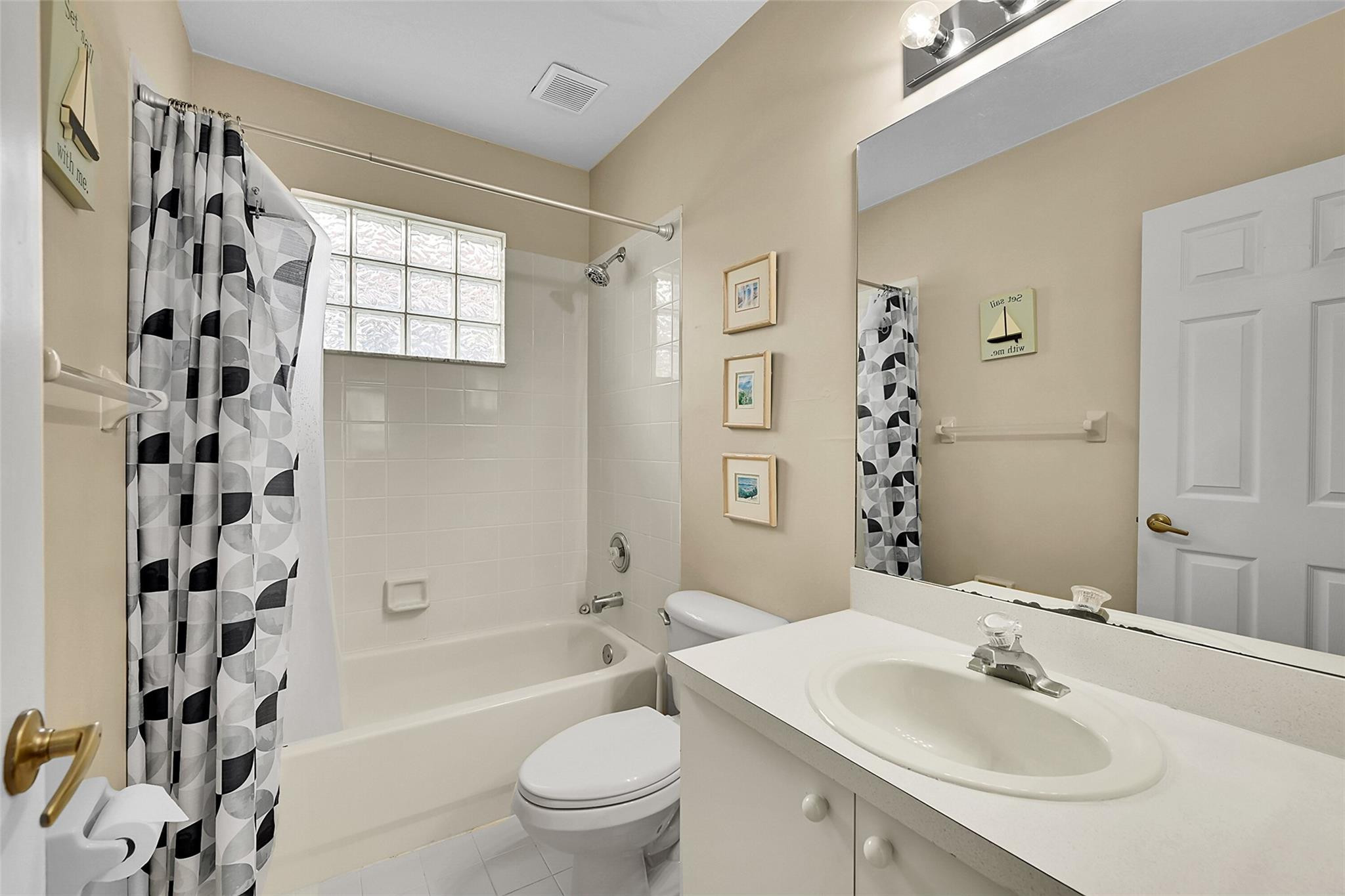 11182 NW 34th Court