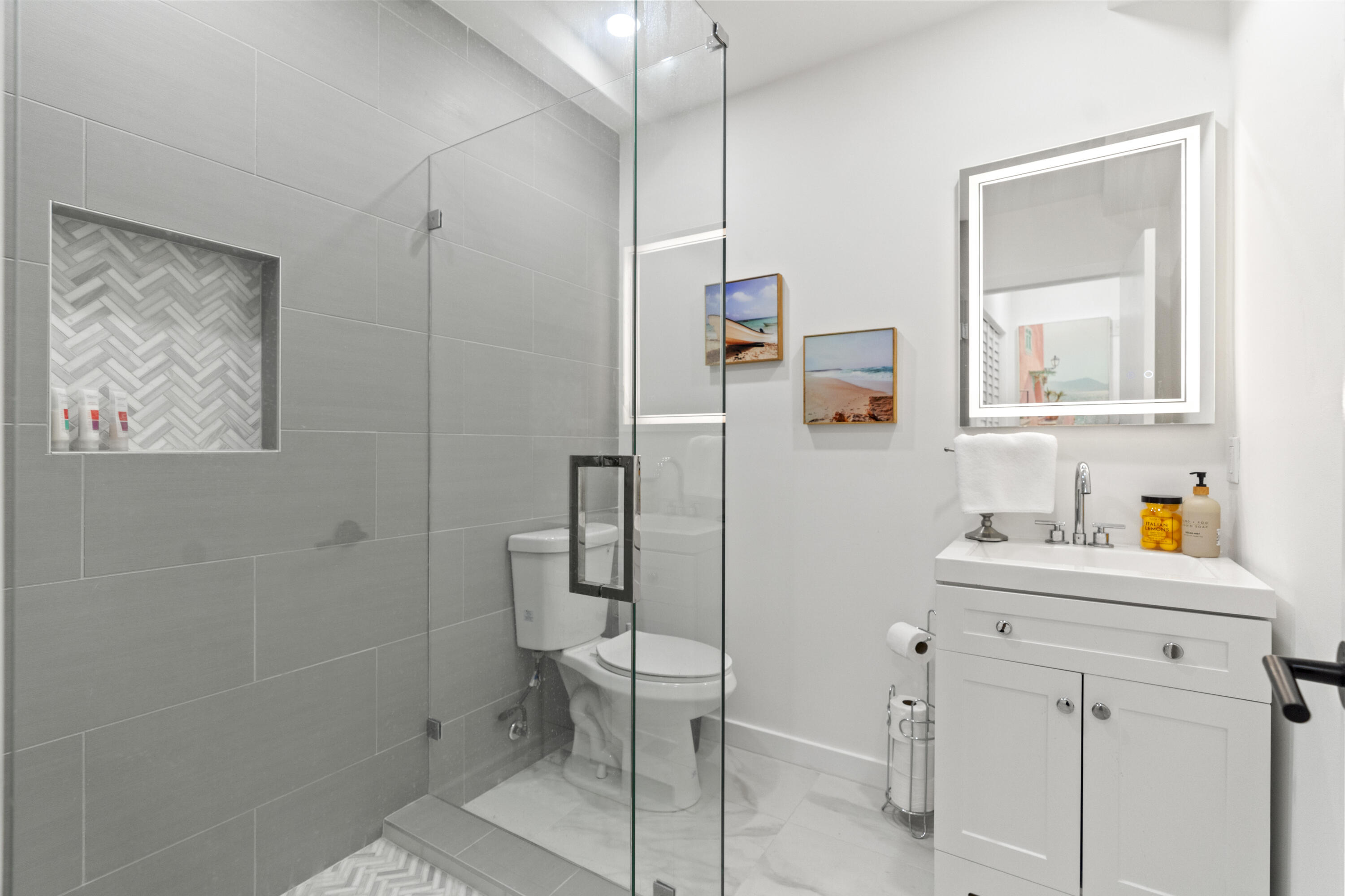 235 NE 20th Street