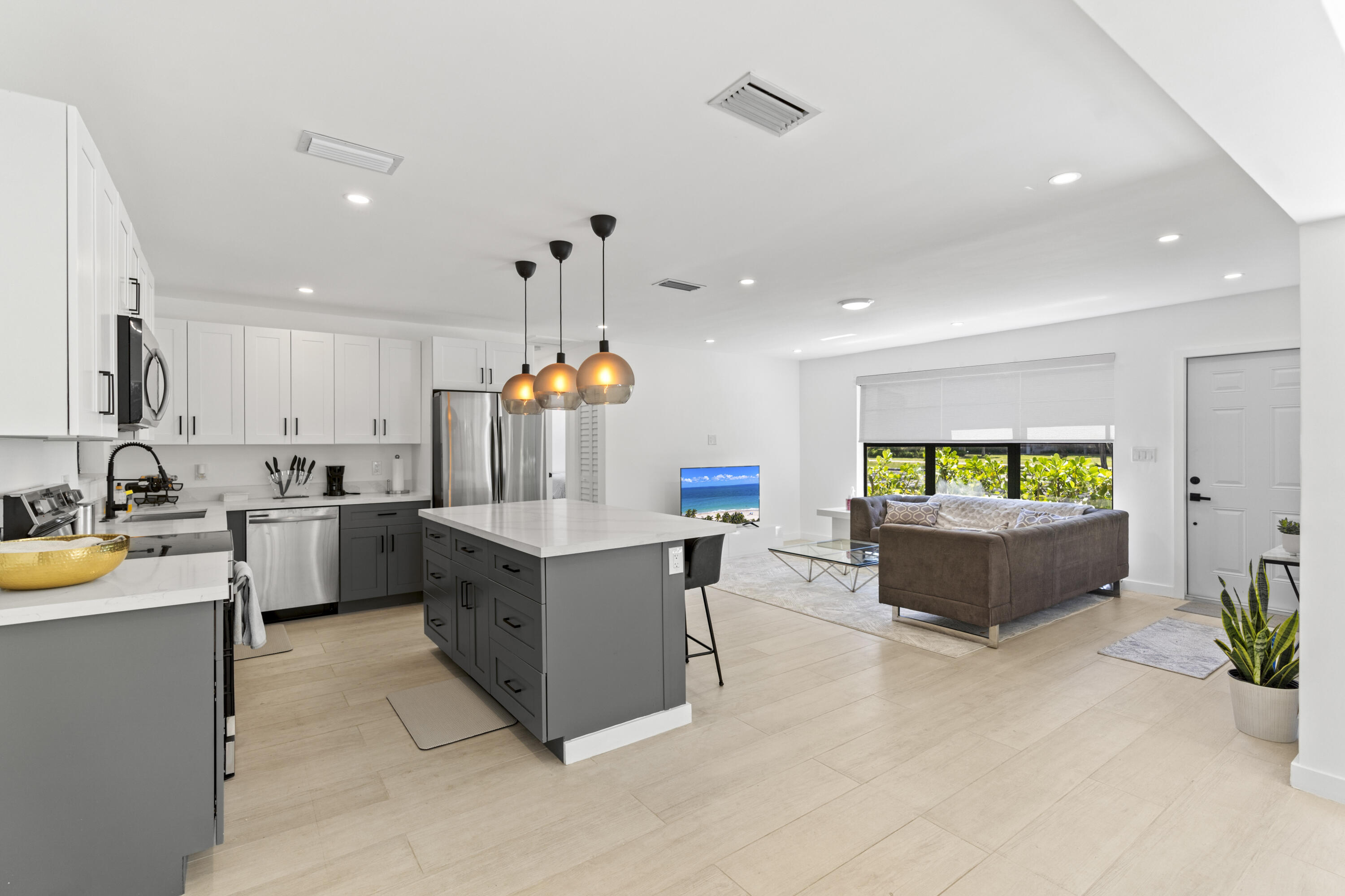 235 NE 20th Street