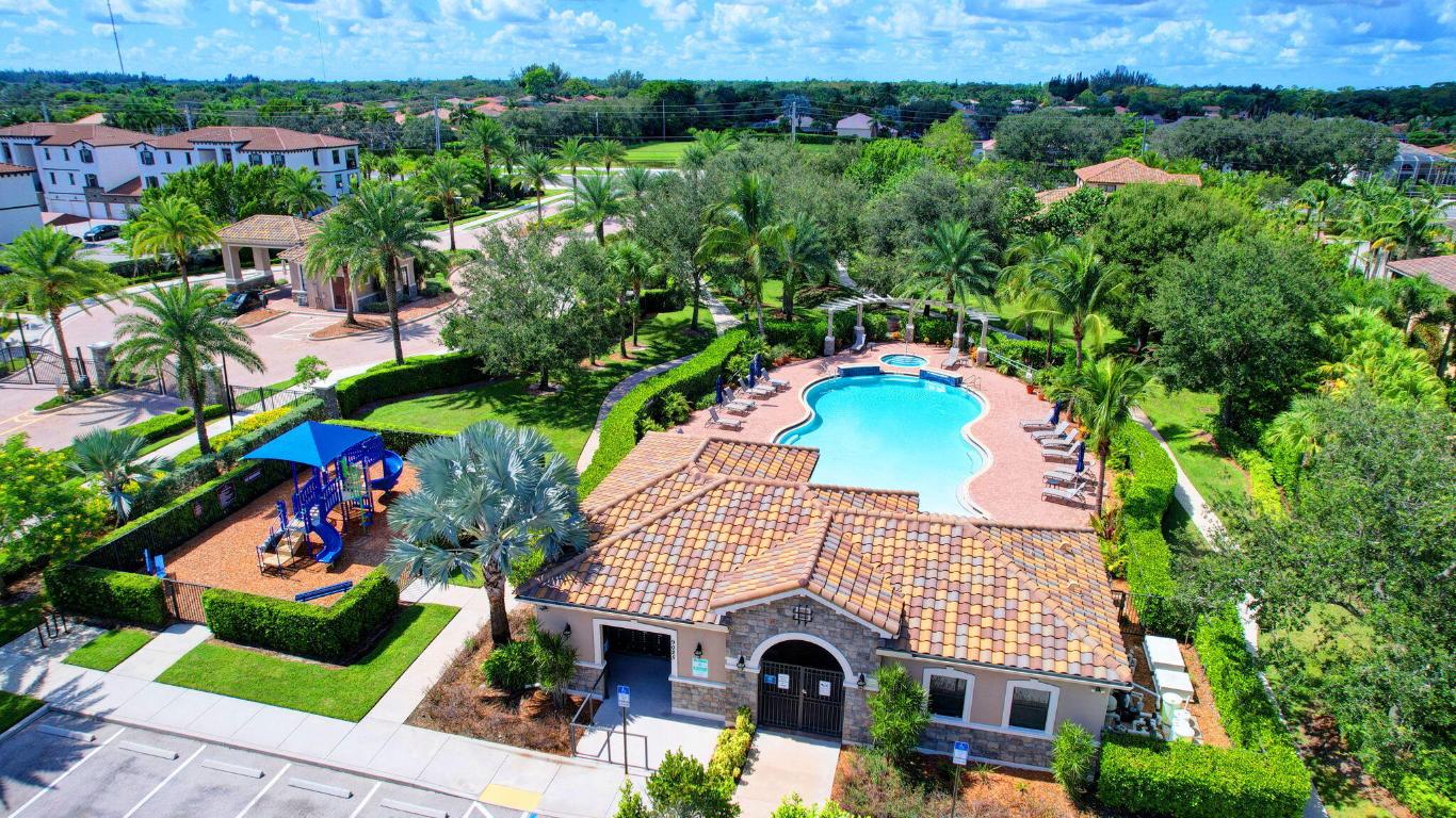 8862 Sea Chase Drive