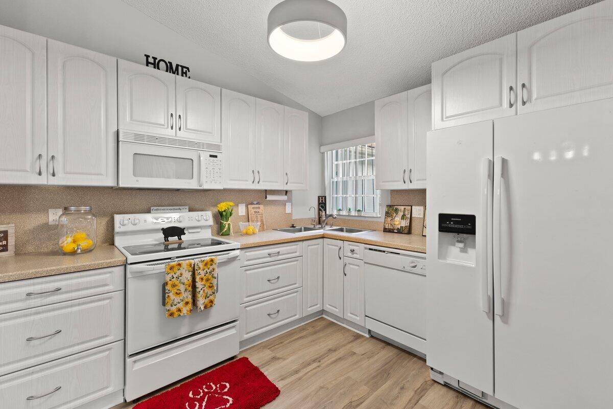 15443 Floral Club Road