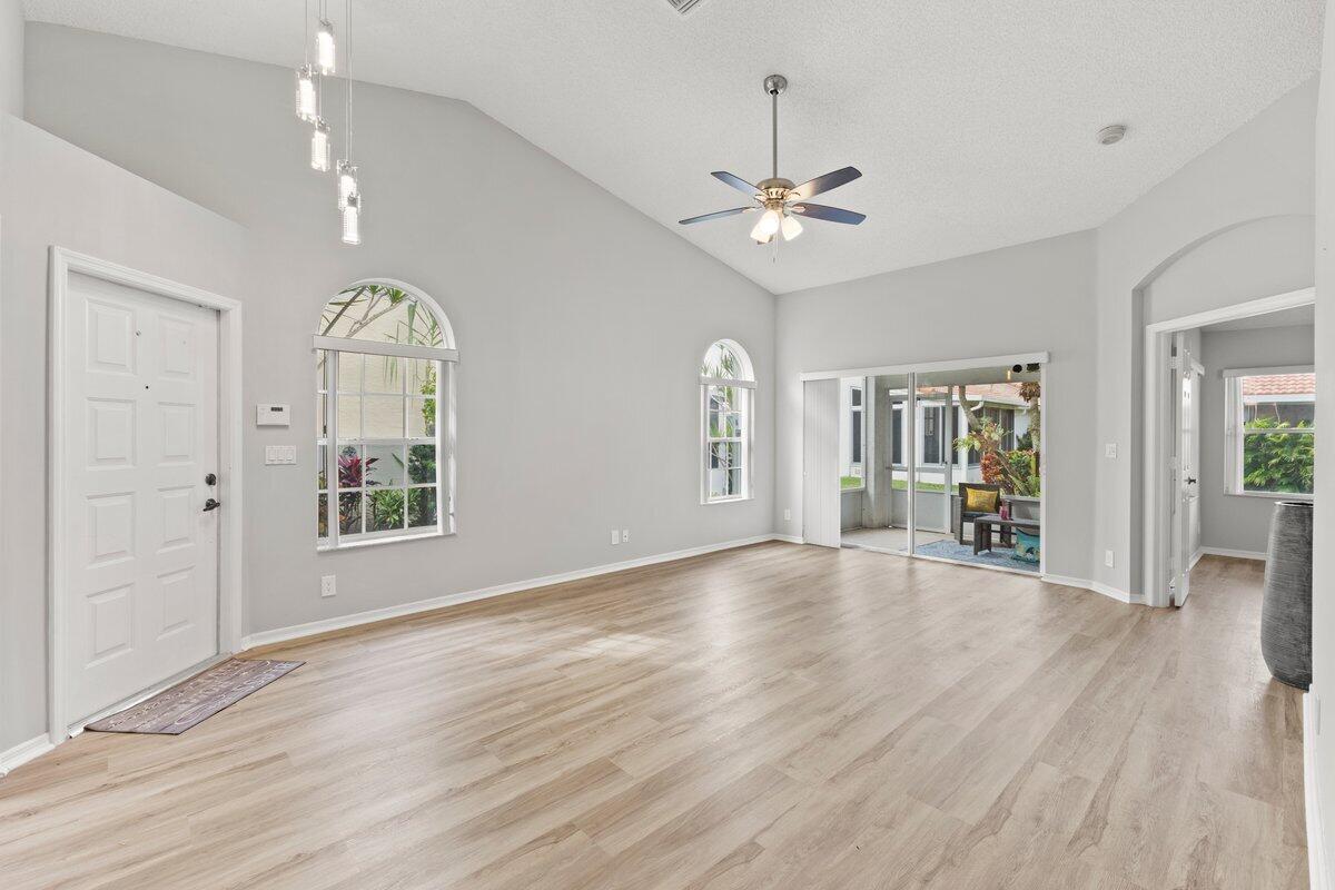 15443 Floral Club Road