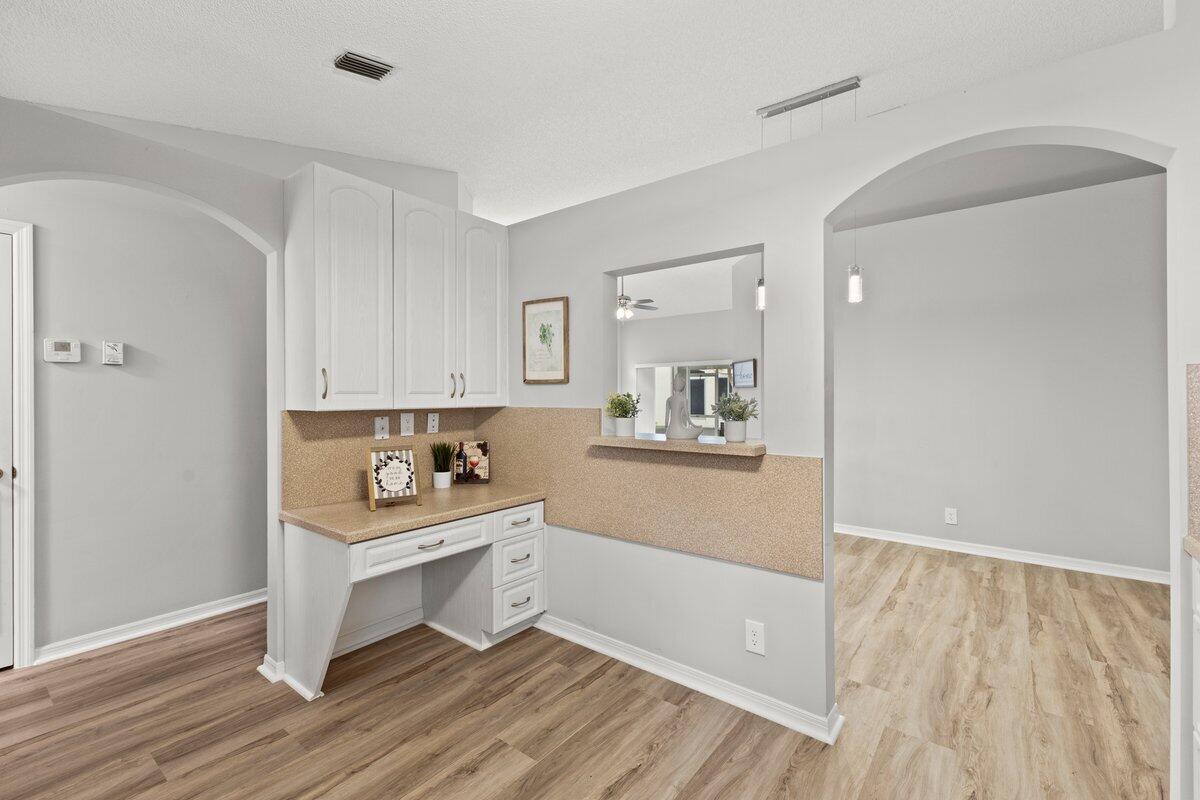 15443 Floral Club Road