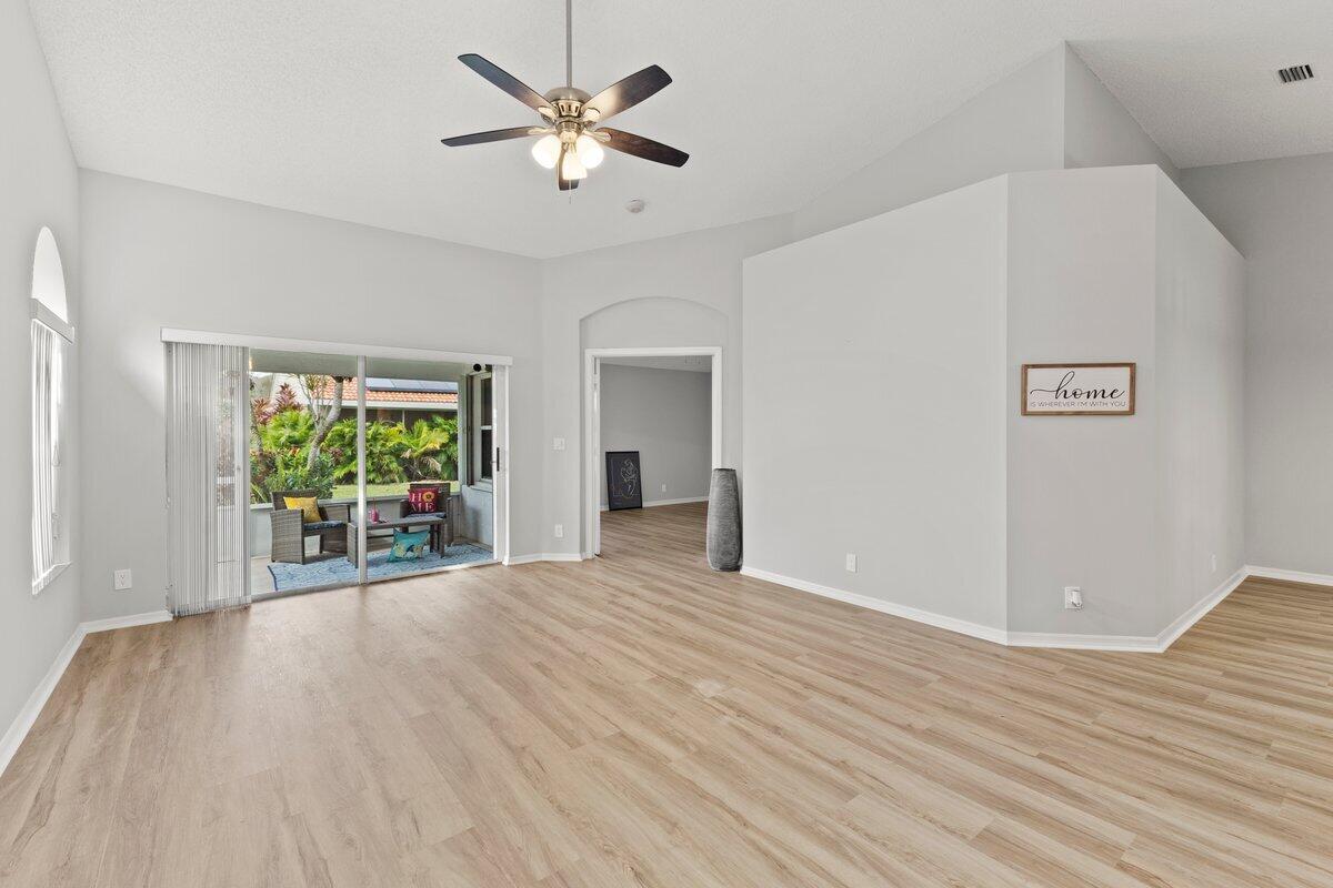 15443 Floral Club Road