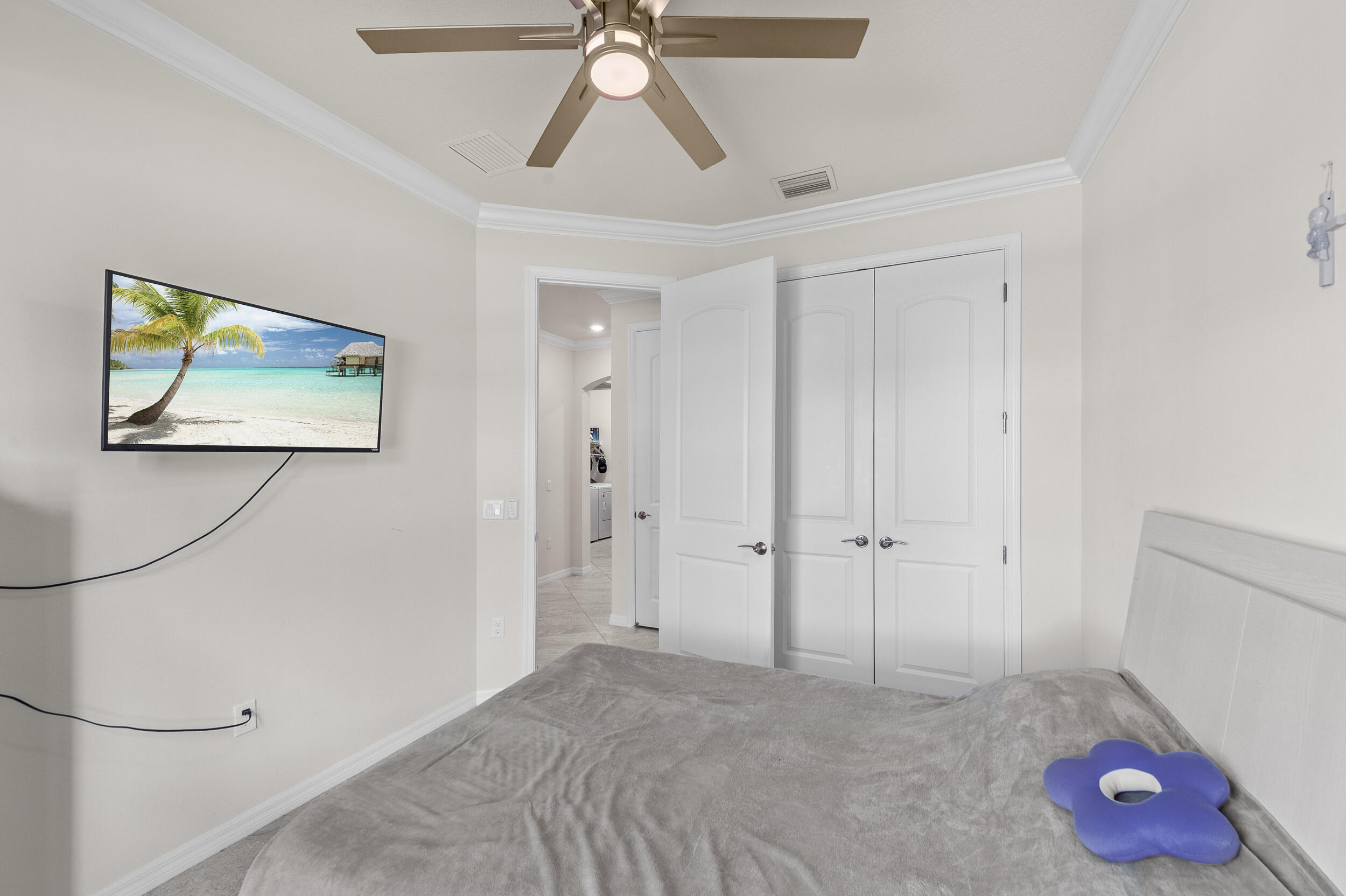 4762 Roldan Court