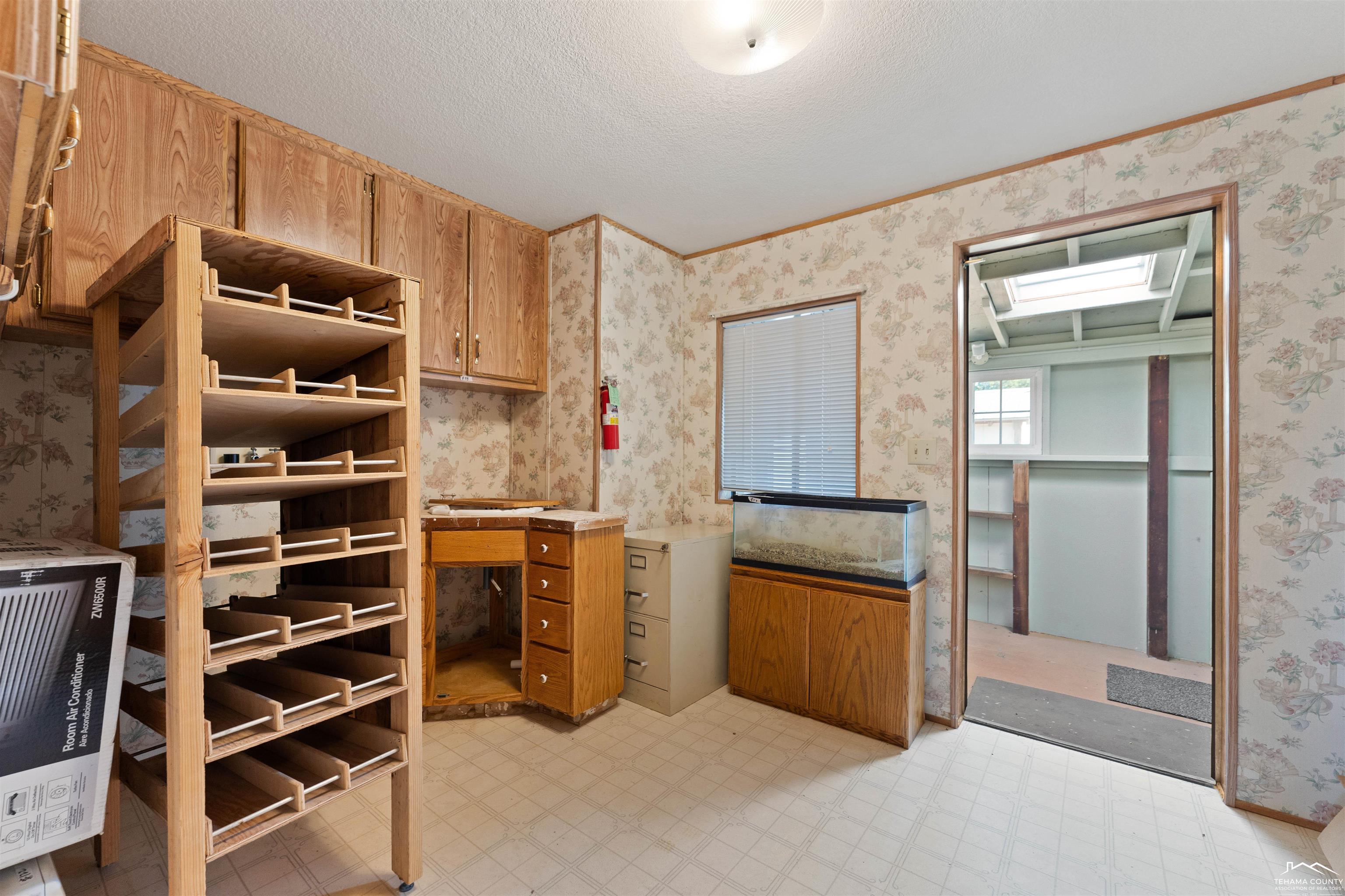 16075 Jellys Ferry Road