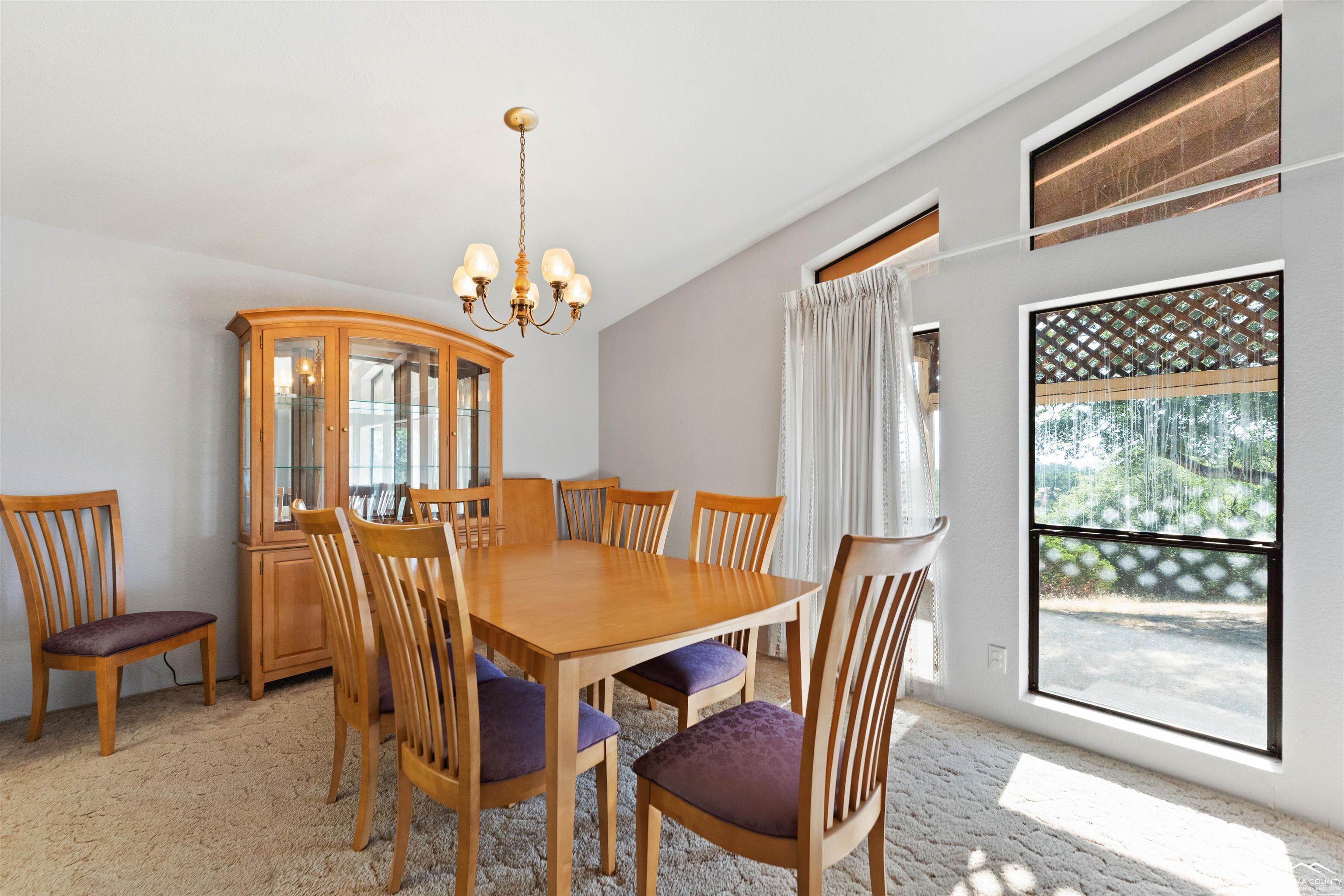 16075 Jellys Ferry Road