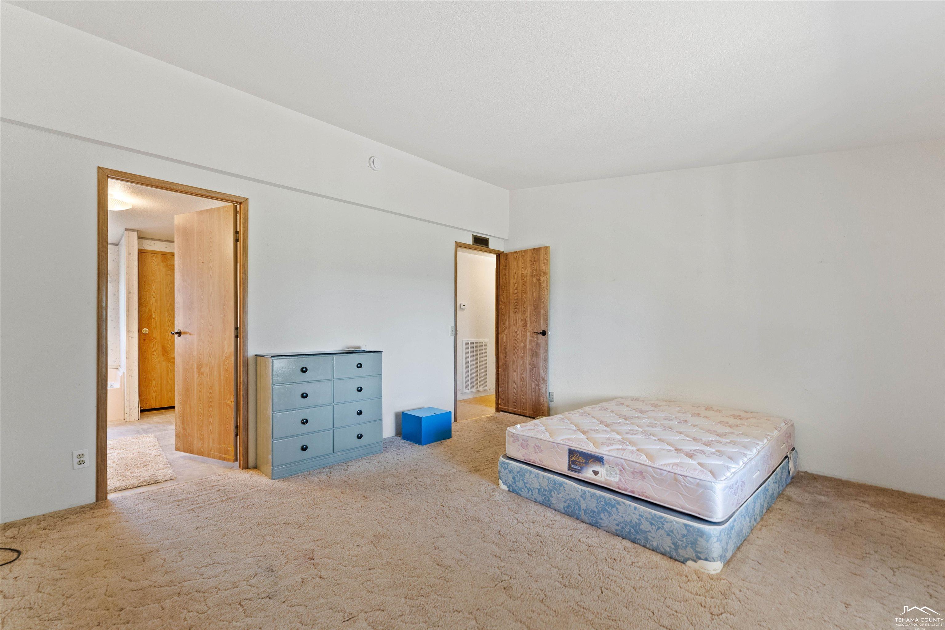 16075 Jellys Ferry Road