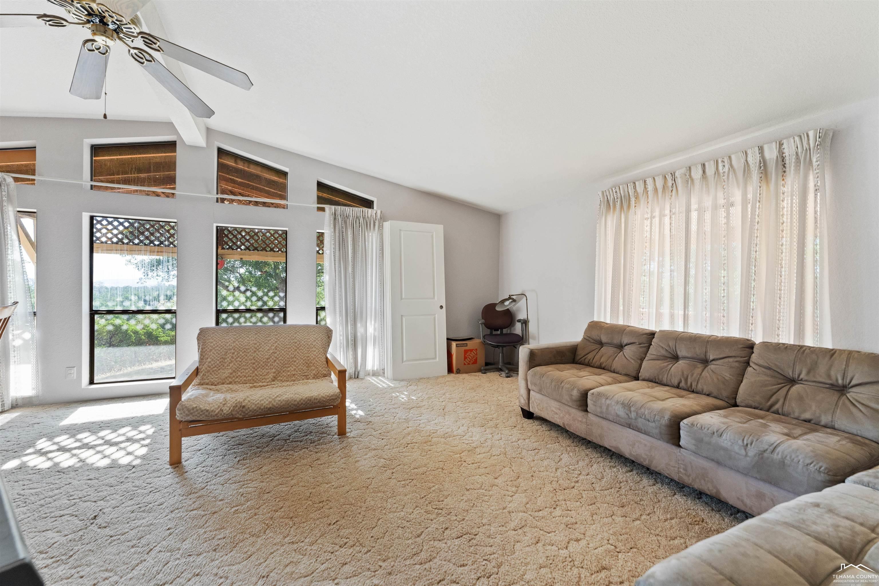 16075 Jellys Ferry Road