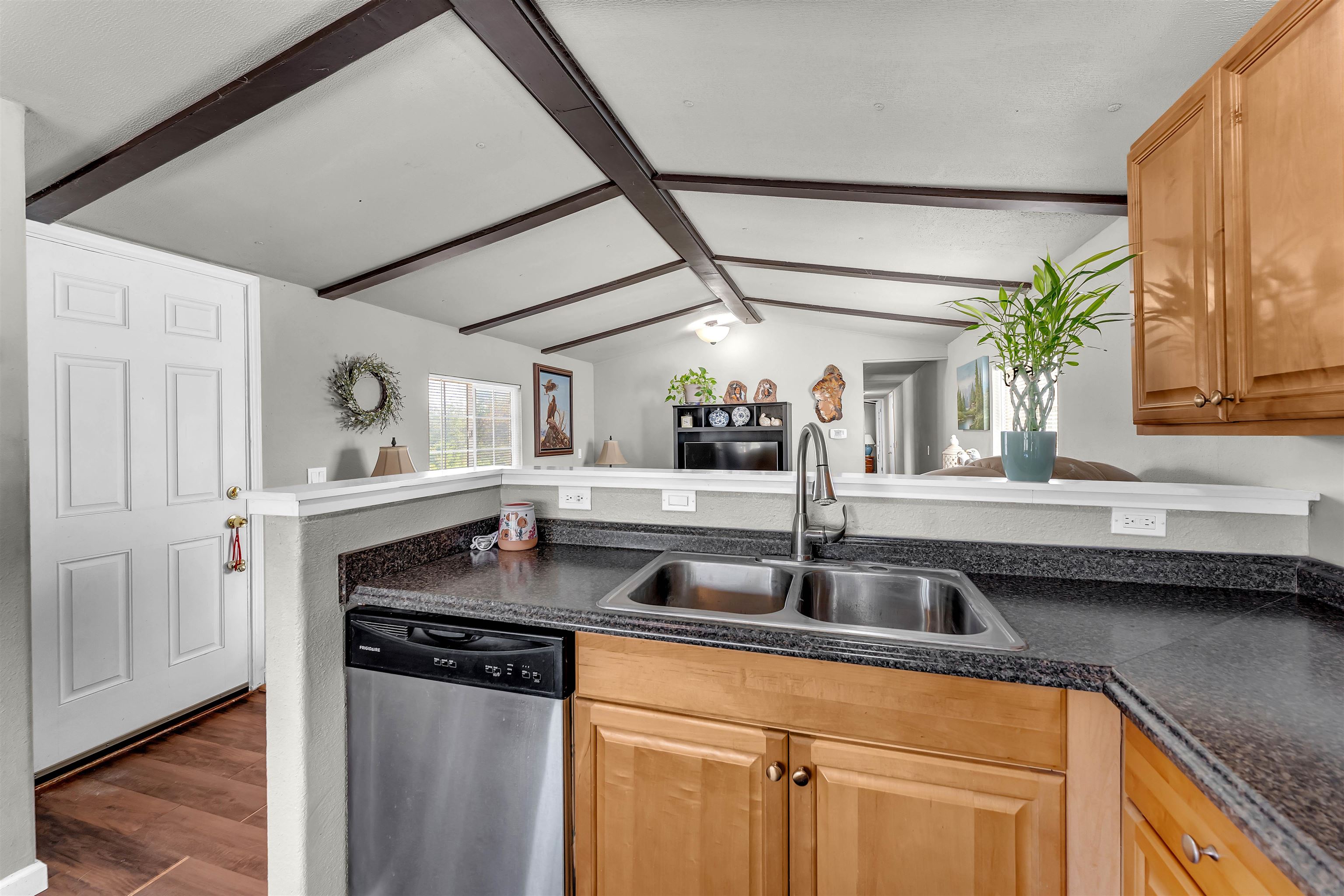 7234 Alpine Drive