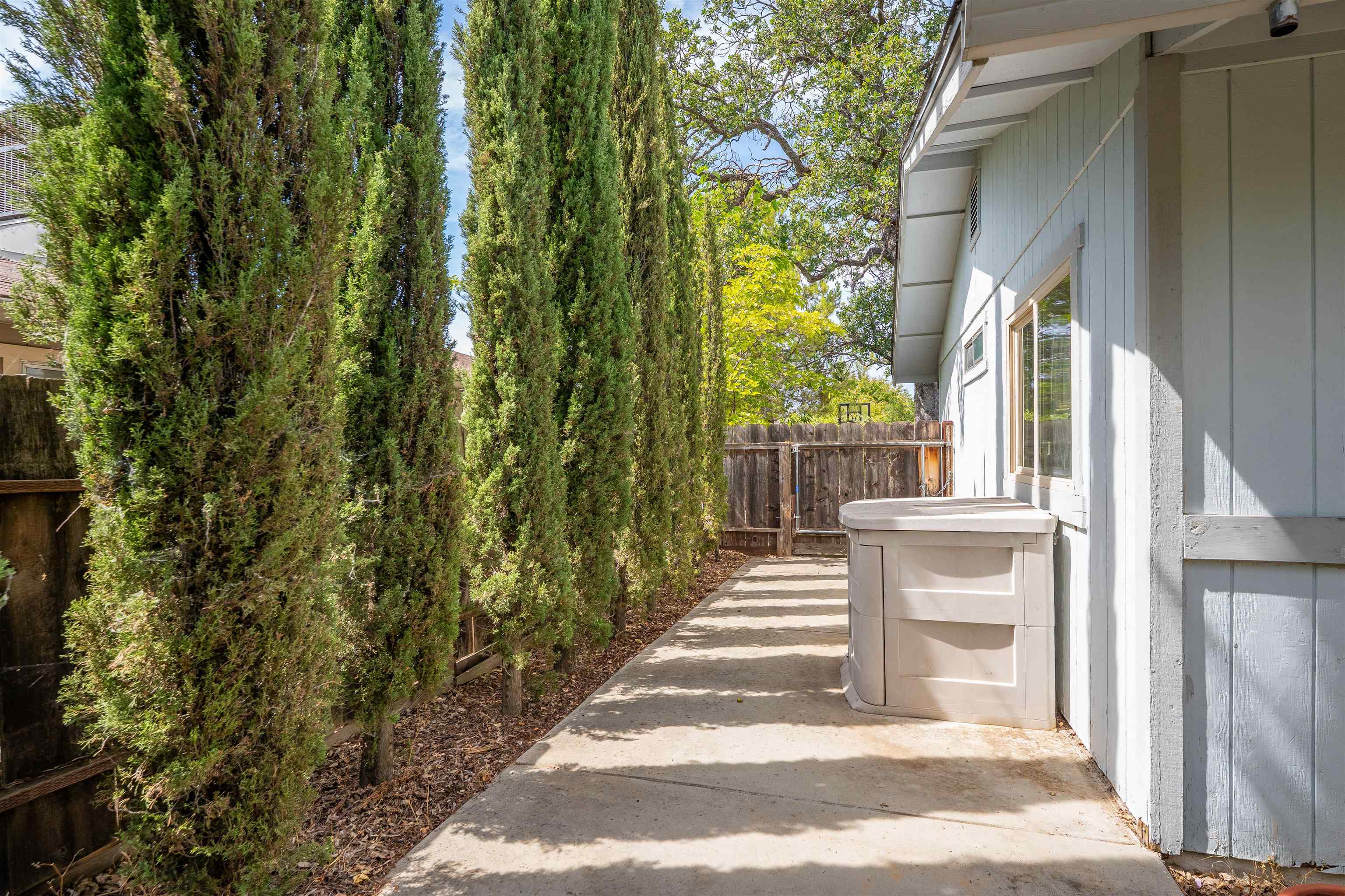 667 Brookridge Drive