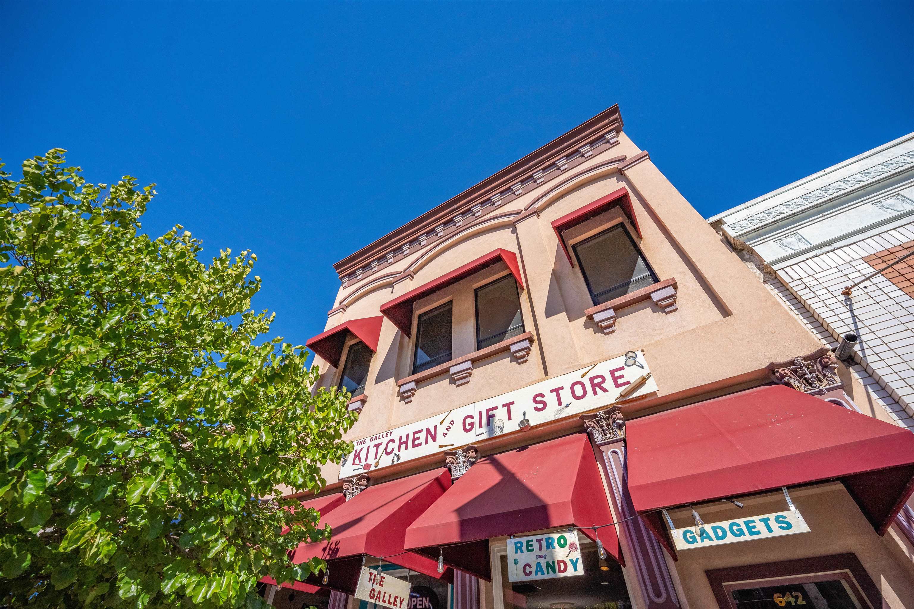 642 Main Street