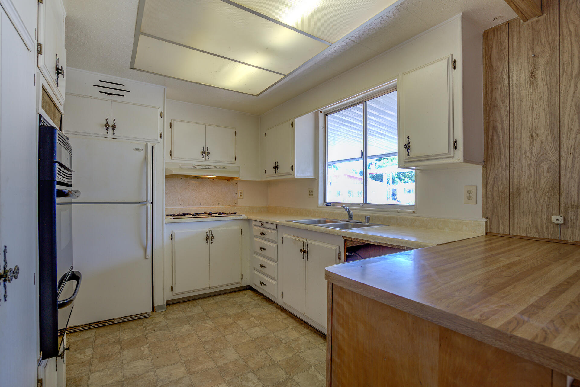 118 Casa Grande Dr, Rio Vista Estate Mobile Park