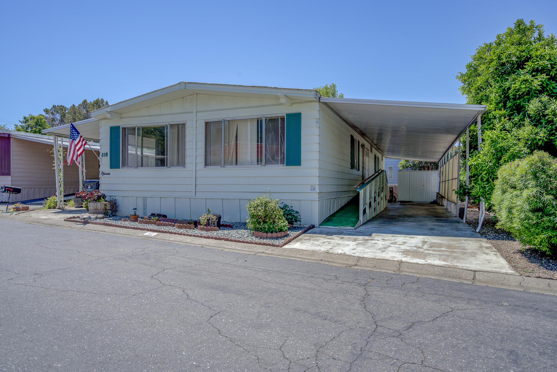 118 Casa Grande Dr, Rio Vista Estate Mobile Park