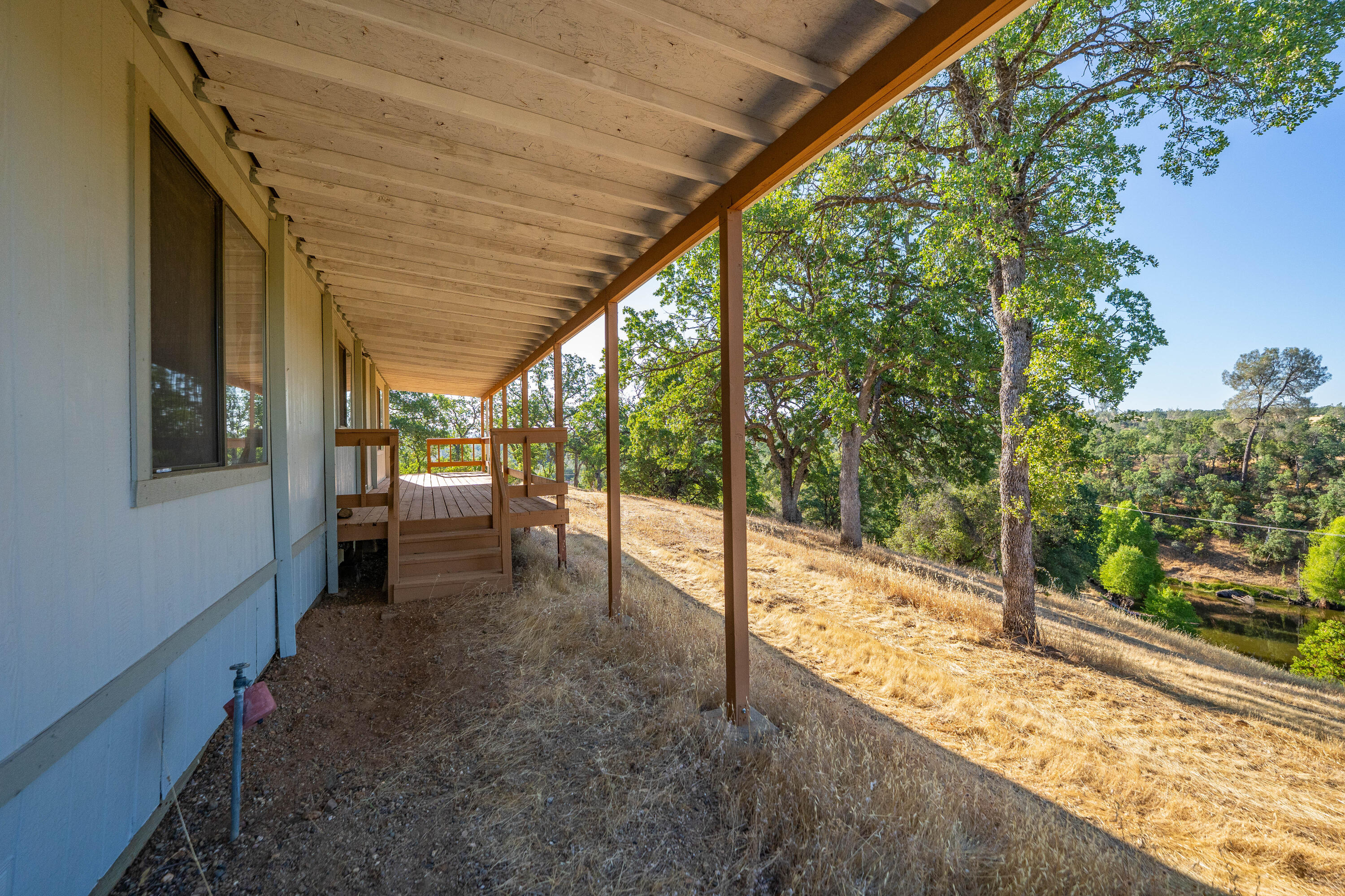 16075 Jellys Ferry Road