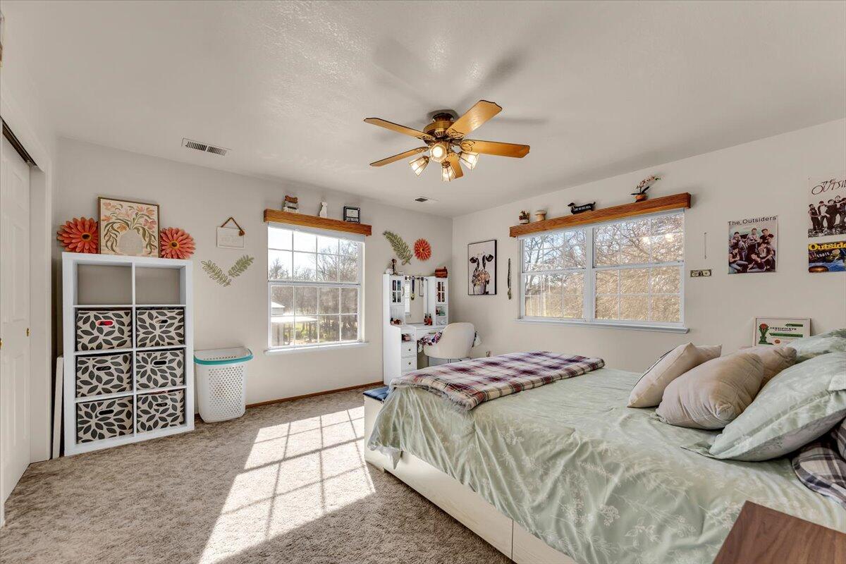 15525 Bowman Road