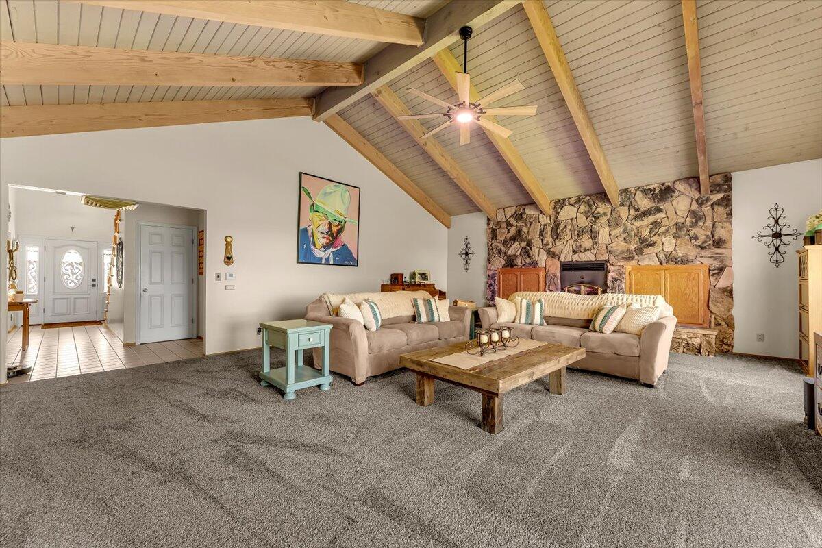 15525 Bowman Road