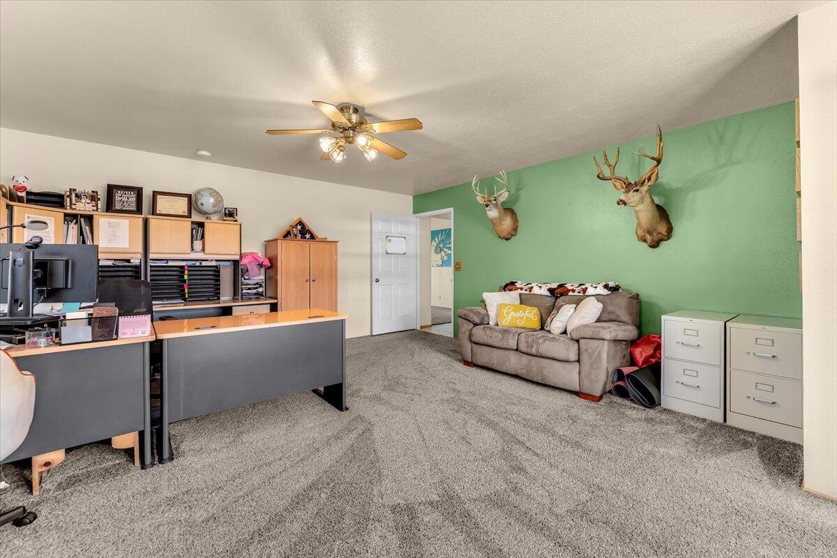 15525 Bowman Road