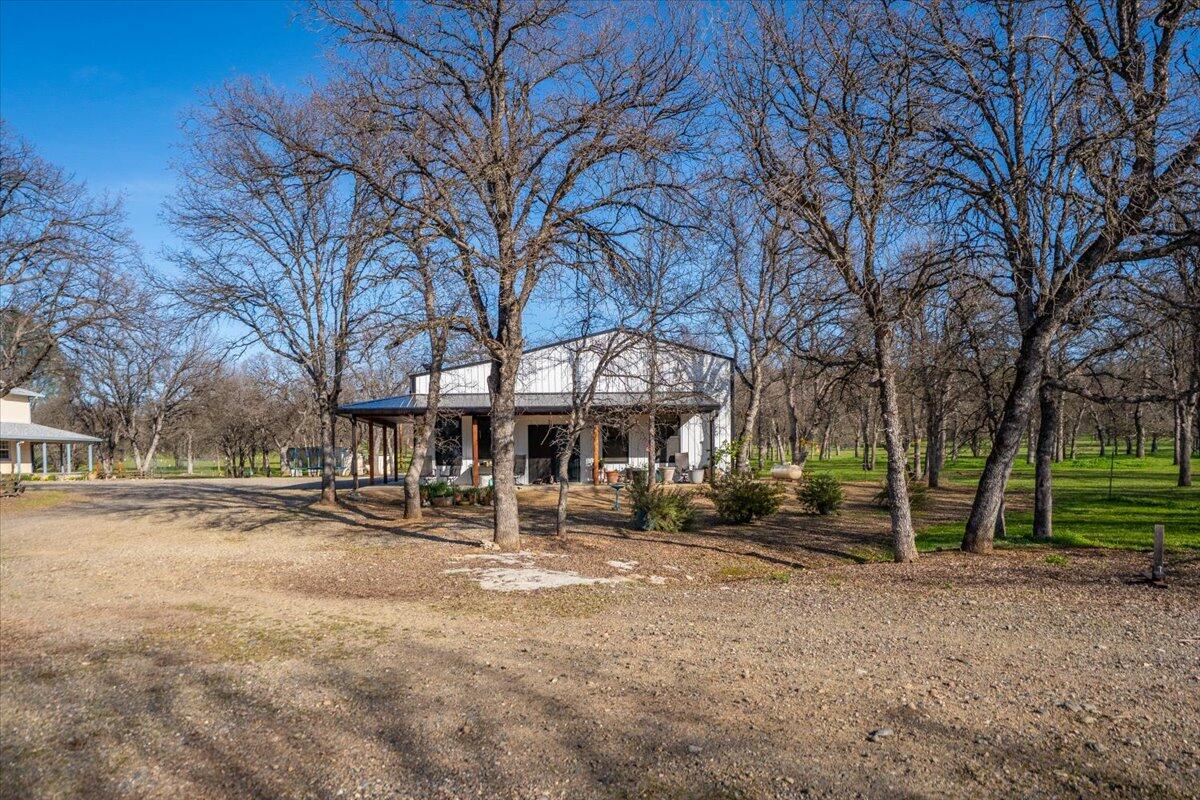 15525 Bowman Road