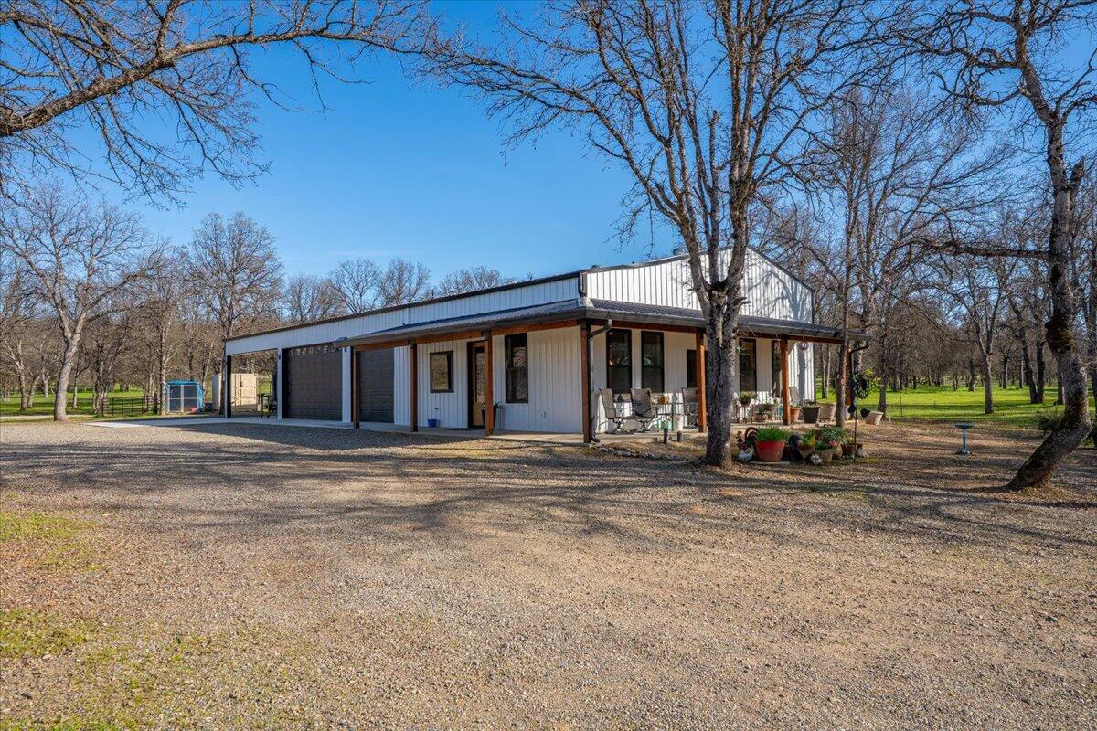 15525 Bowman Road