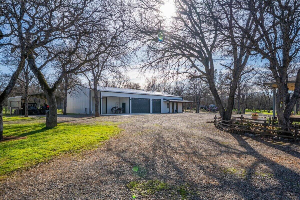 15525 Bowman Road