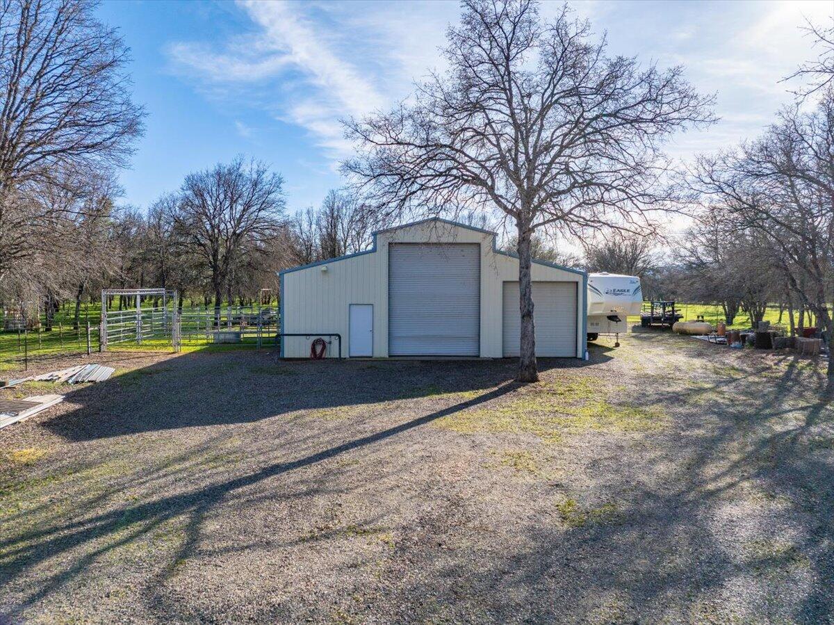 15525 Bowman Road